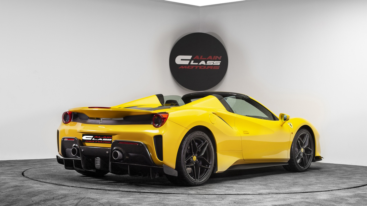 2019 Ferrari 488 Pista Spider, 16/17