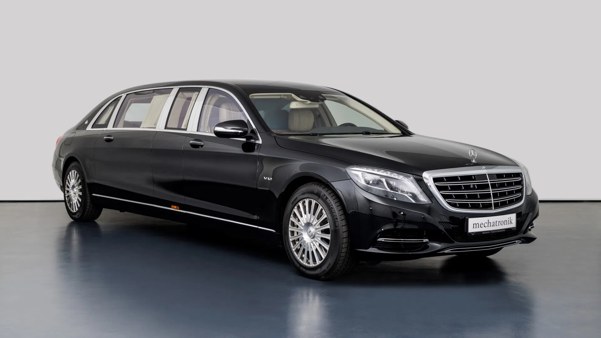 2016 MERCEDES-MAYBACH S600 PULLMAN