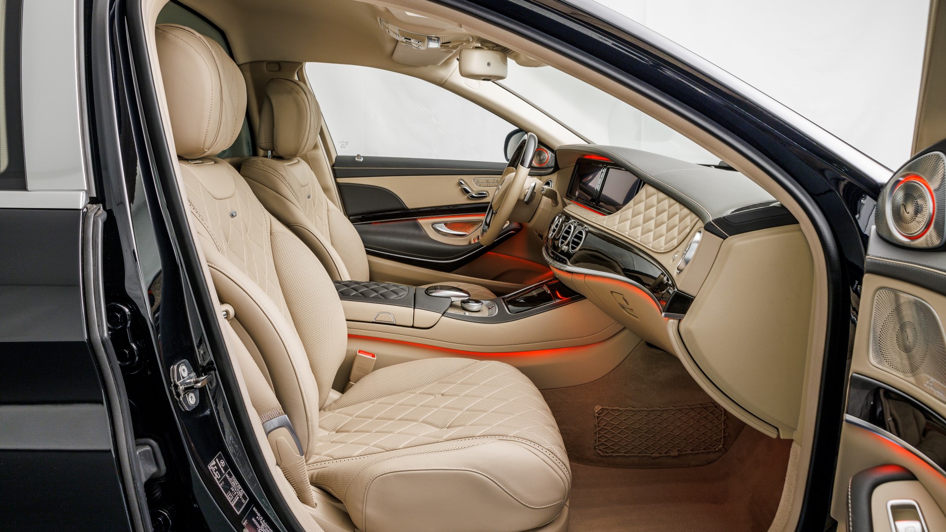 2016 MERCEDES-MAYBACH S600 PULLMAN, 4/19