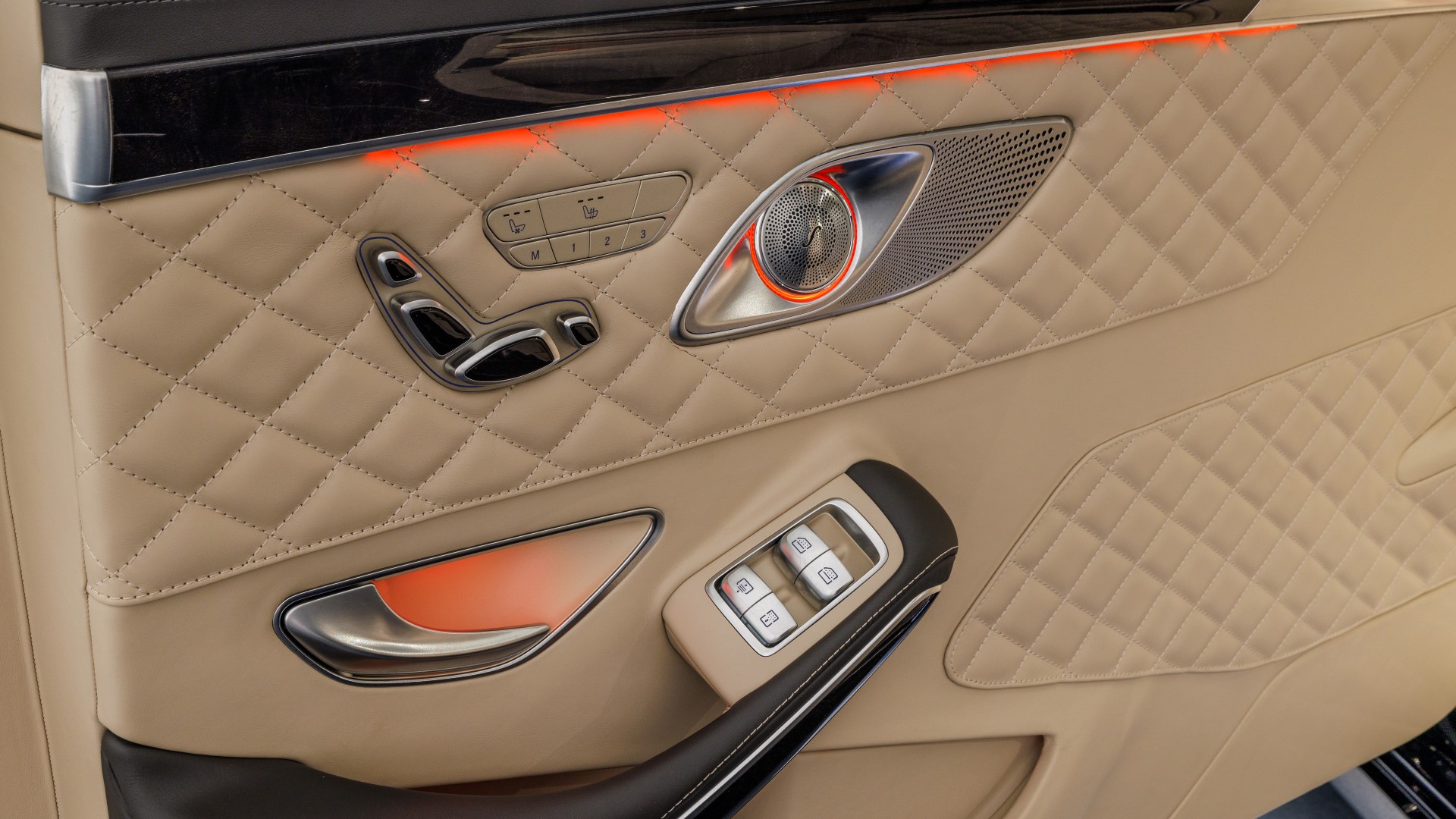 2016 MERCEDES-MAYBACH S600 PULLMAN, 9/19
