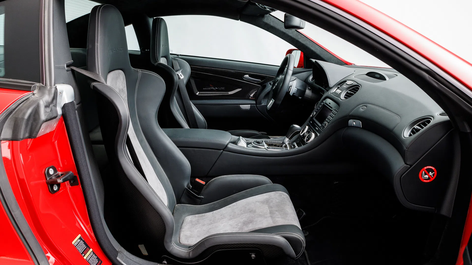 2008 Mercedes-Benz SL65 AMG Black Series interior, seats