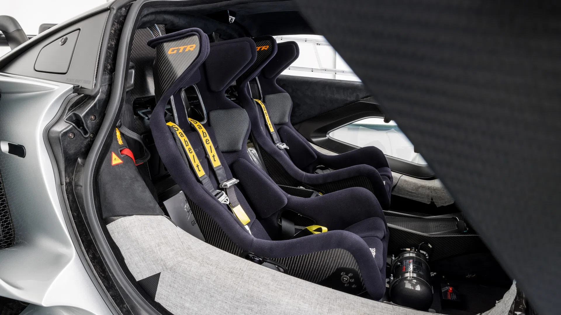 2020 McLaren Senna GTR interior, seats