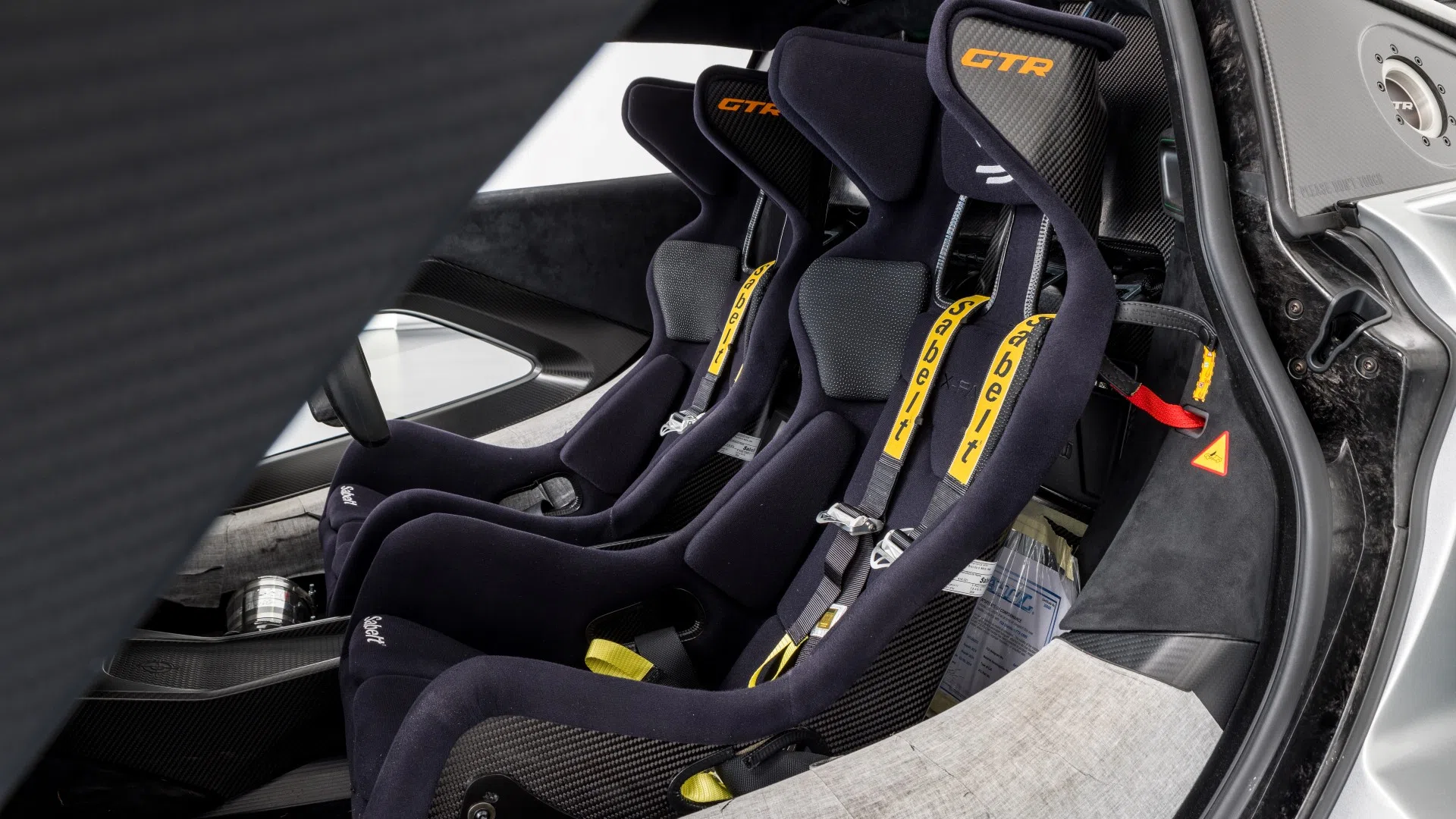 2020 McLaren Senna GTR interior, seats