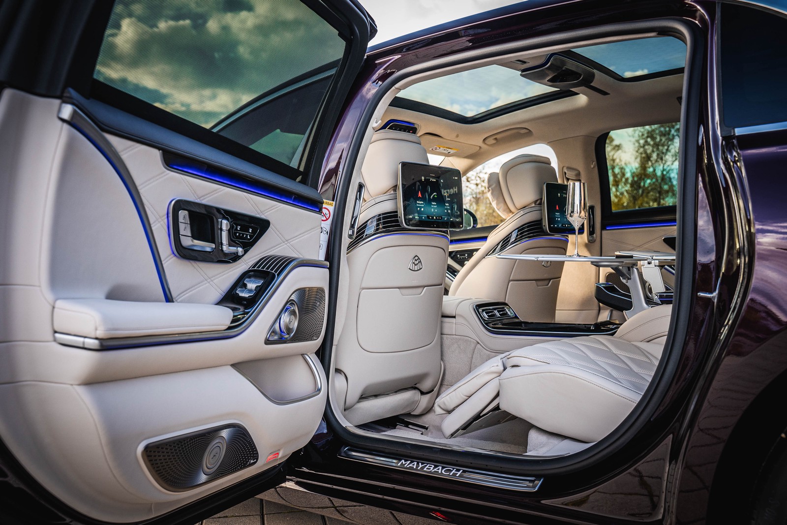 2022 Mercedes Benz MAYBACH S680 4M, 5/13