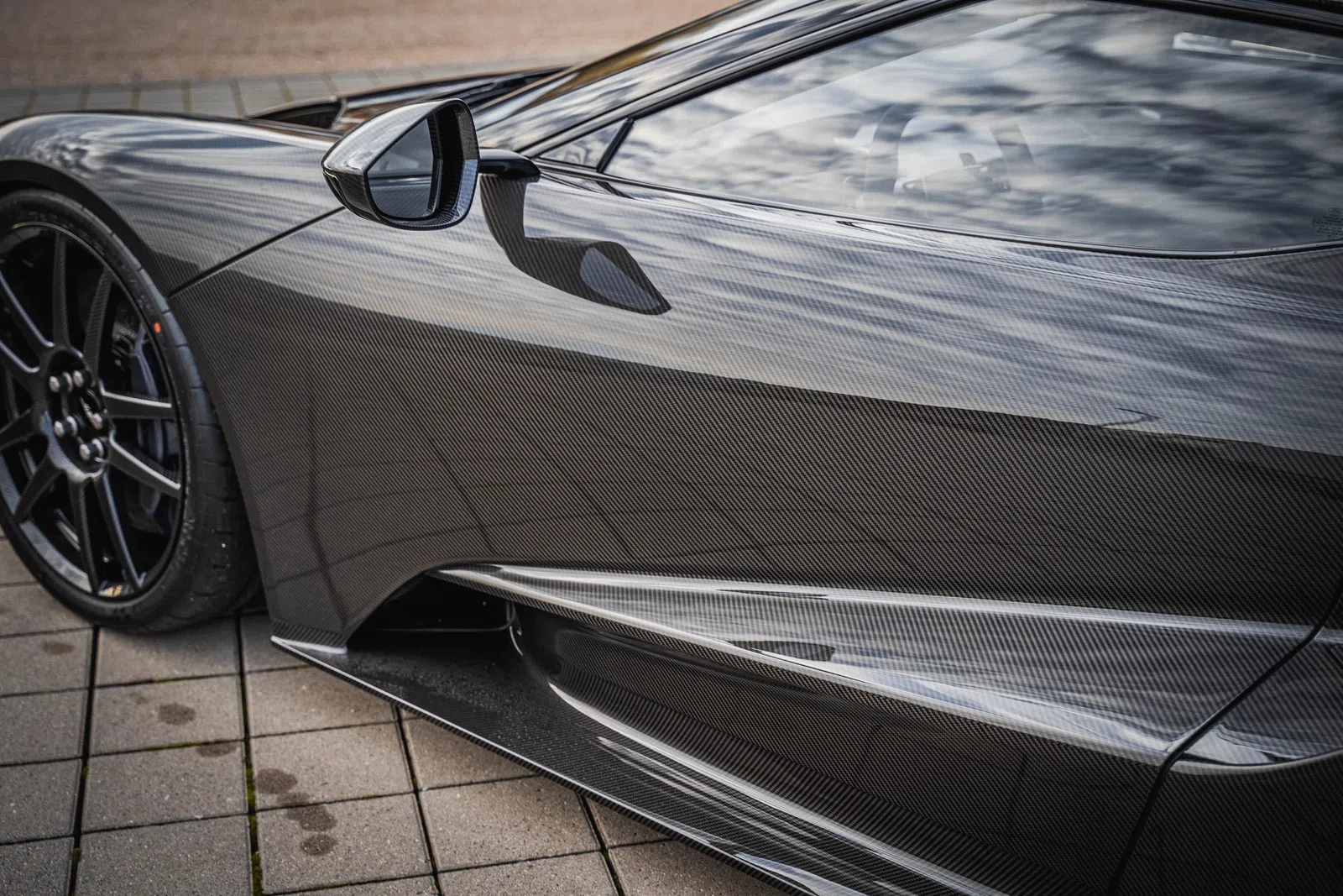 2024 Ford GT for sale, exterior, Exposed Gloss Carbon
