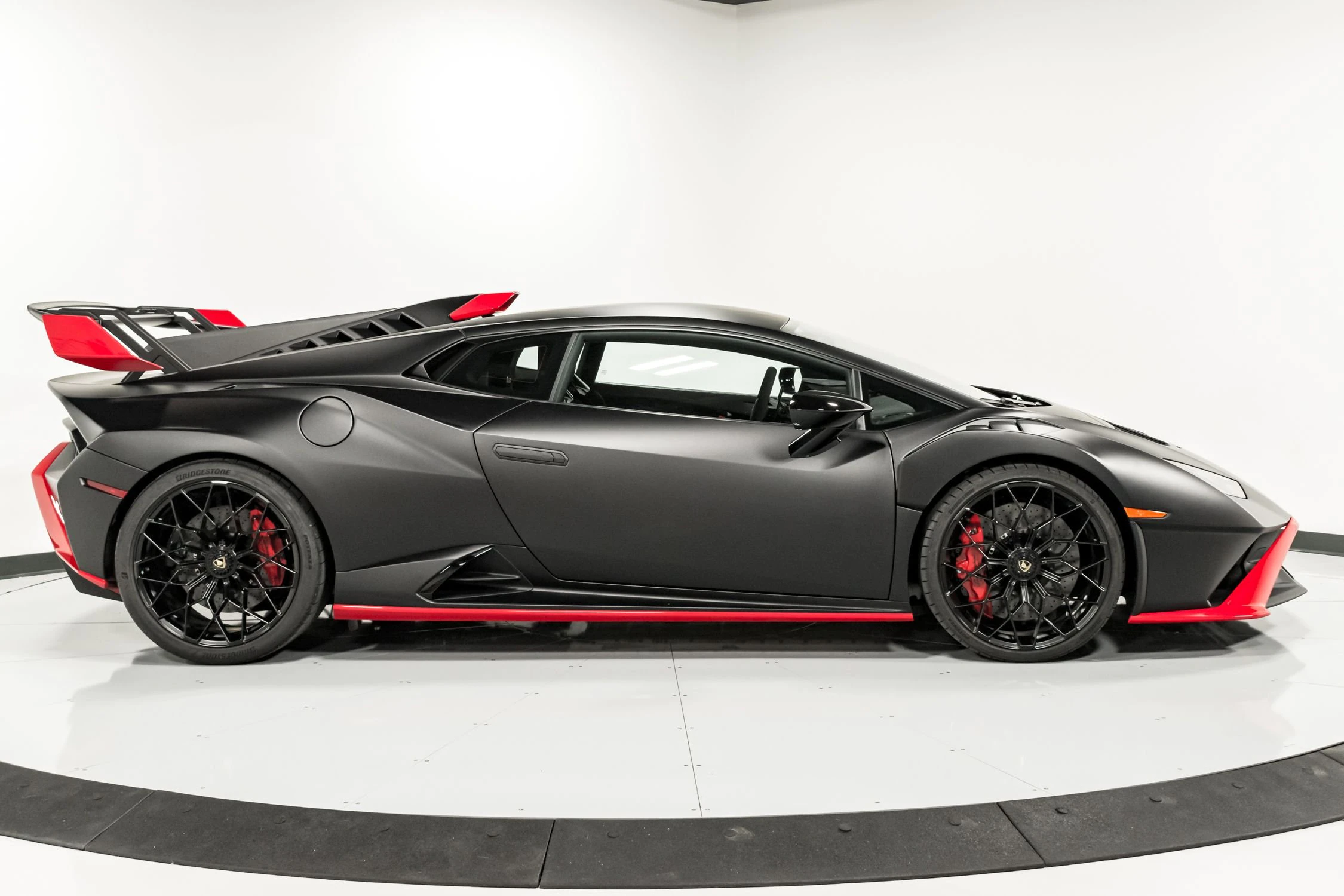 2022 Lamborghini Huracan STO, 15/21