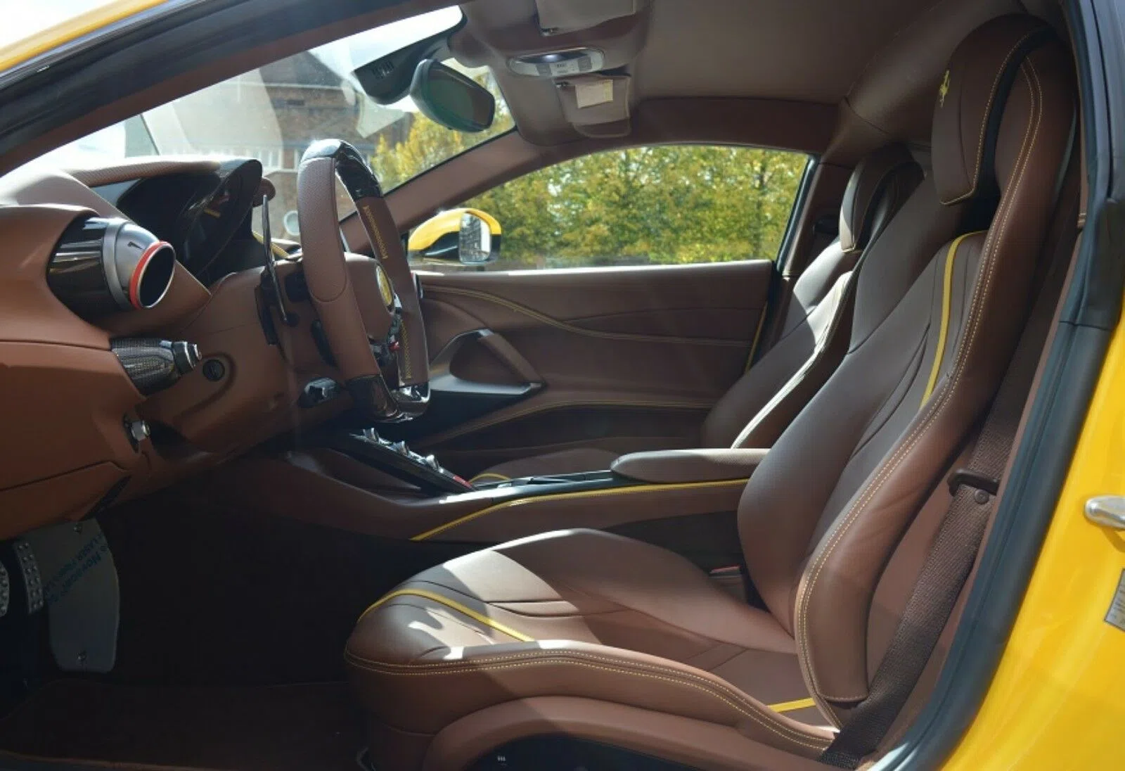 2018 Ferrari 812 Superfast interior, seats, Brown / yellow
