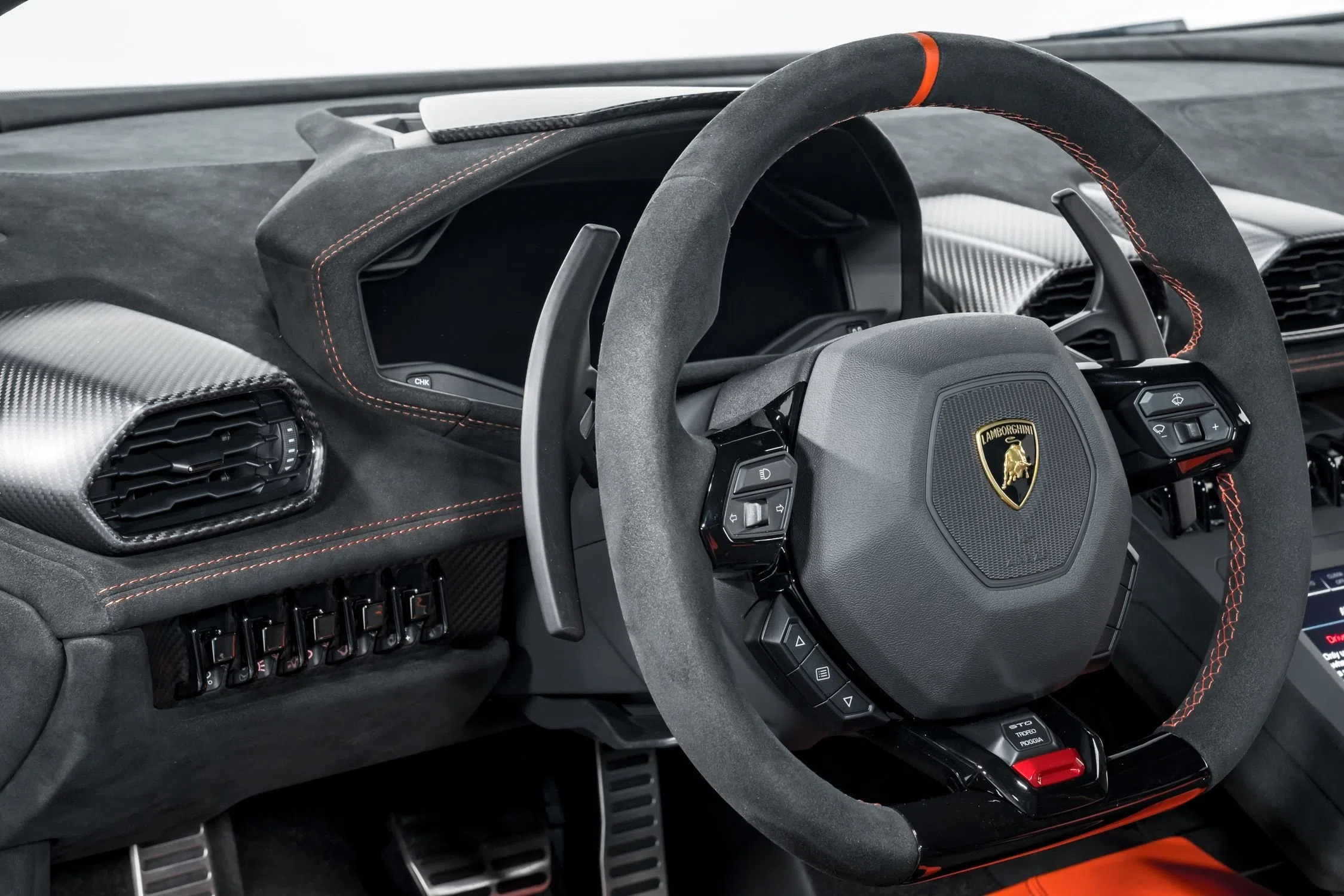 2022 Lamborghini Huracan STO interior