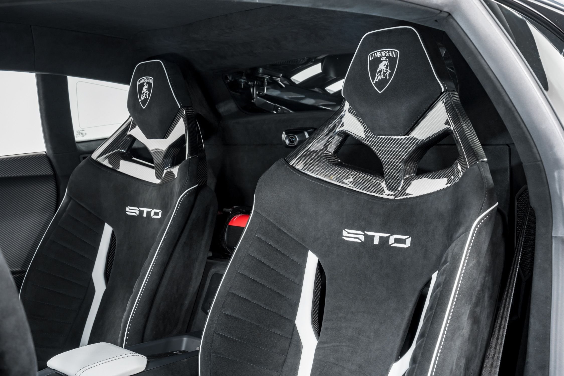 2022 Lamborghini Huracan STO, 6/20
