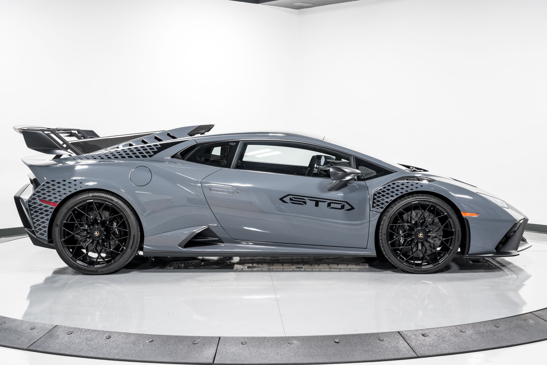 2022 Lamborghini Huracan STO, 12/20