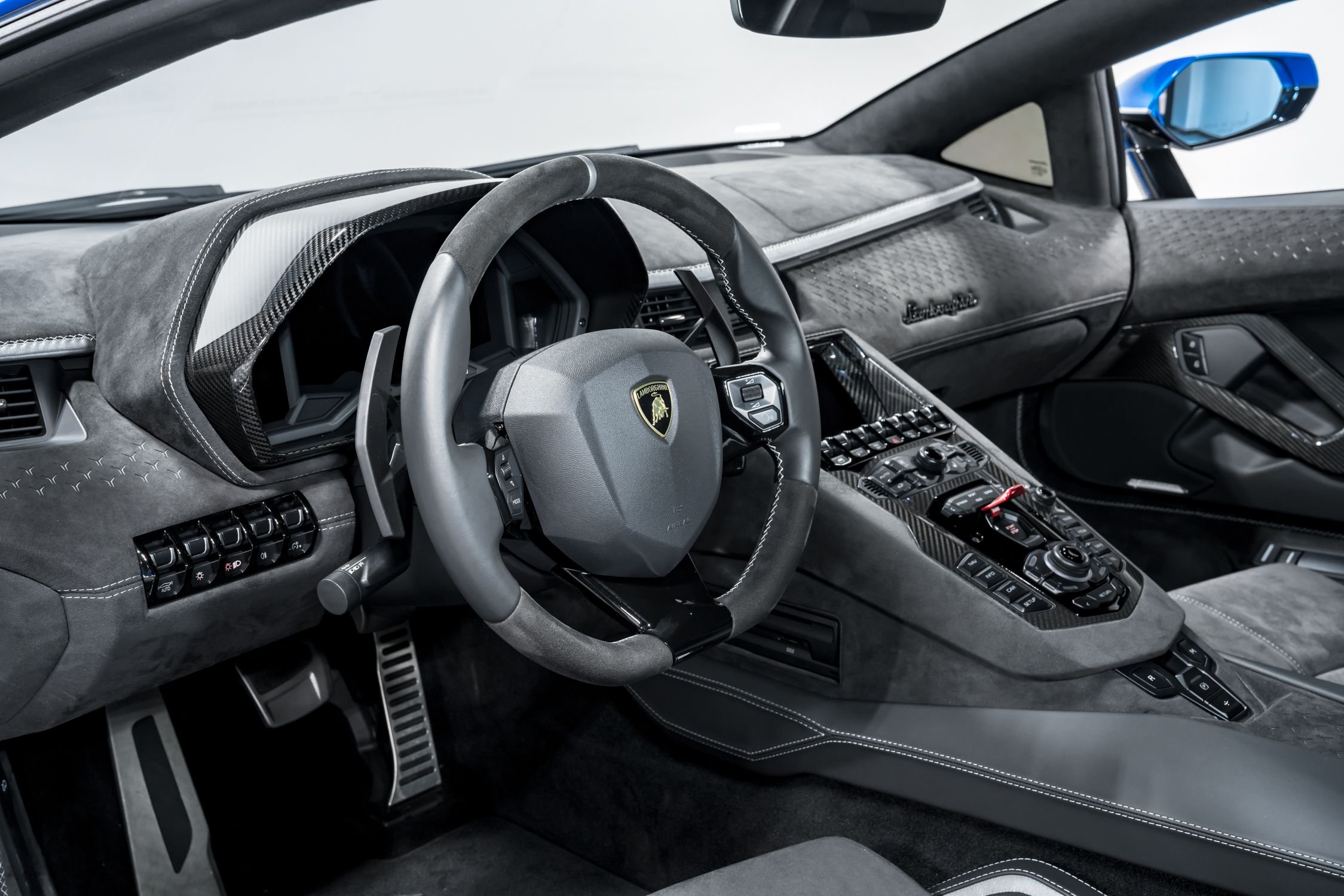 2022 Lamborghini Aventador Ultimae, 8/13