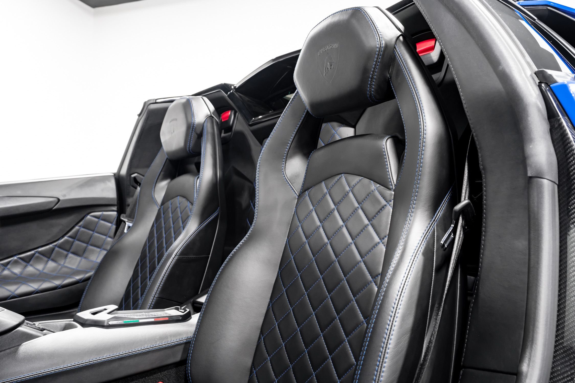 2018 Lamborghini Aventador S Roadster, 7/24