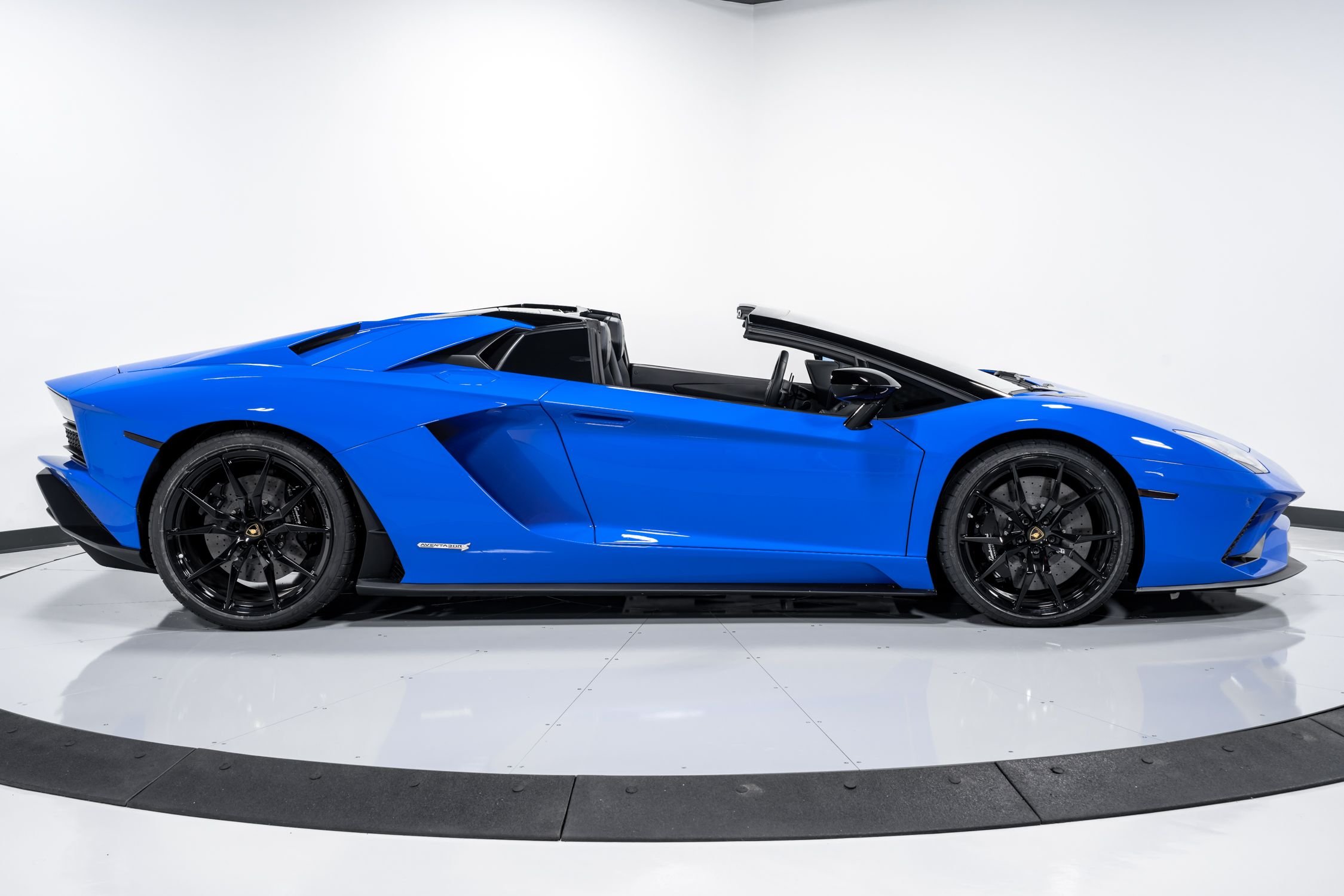 2018 Lamborghini Aventador S Roadster, 10/24