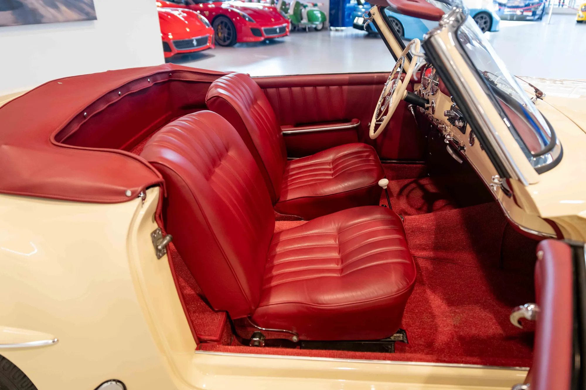 1960 MERCEDES-BENZ 190 SL, 3/14