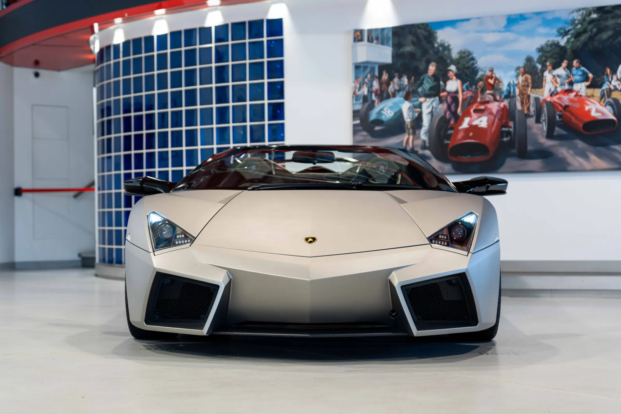 2010 LAMBORGHINI REVENTON ROADSTER, 2/22