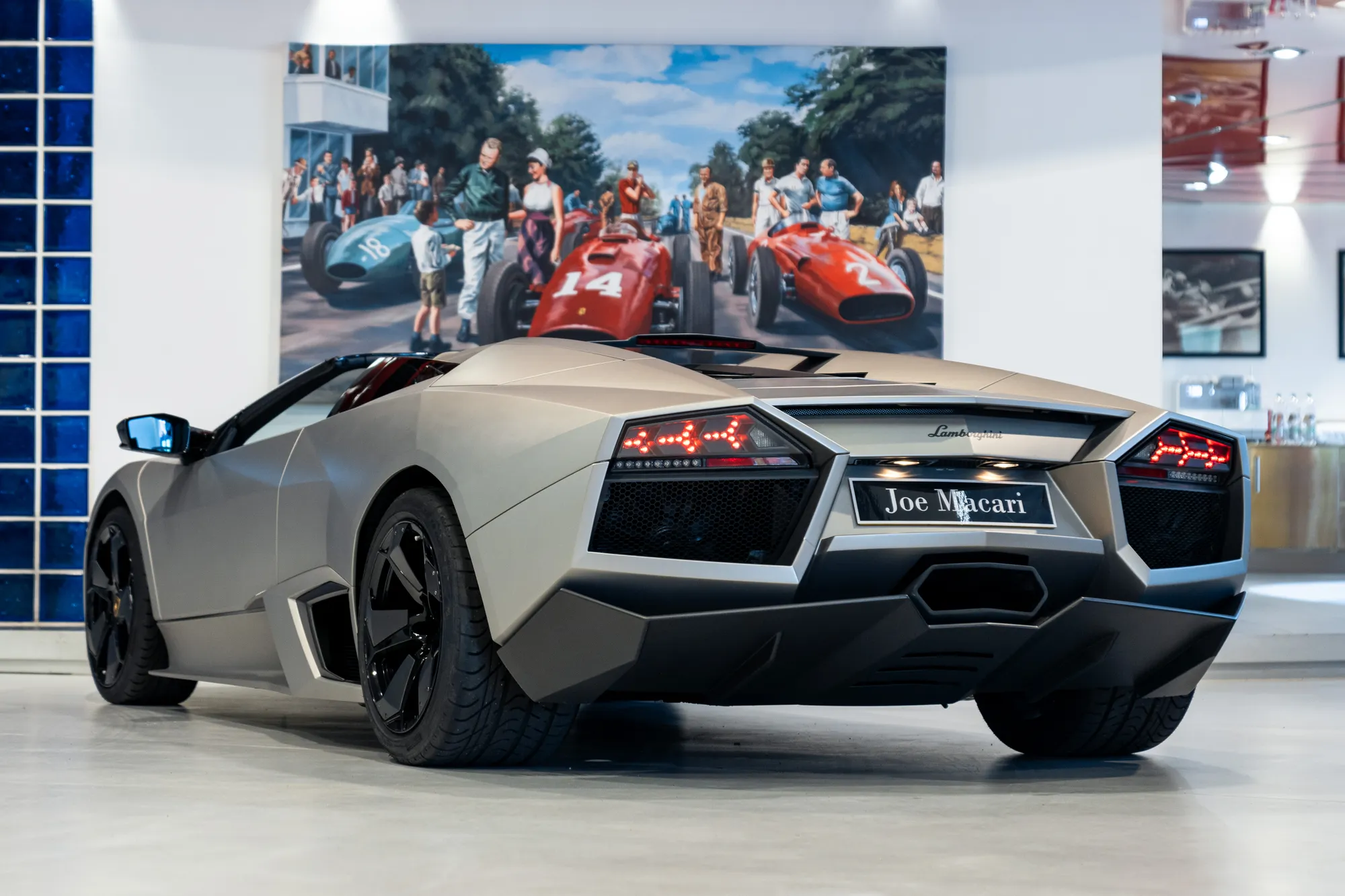 2010 LAMBORGHINI REVENTON ROADSTER, 3/22