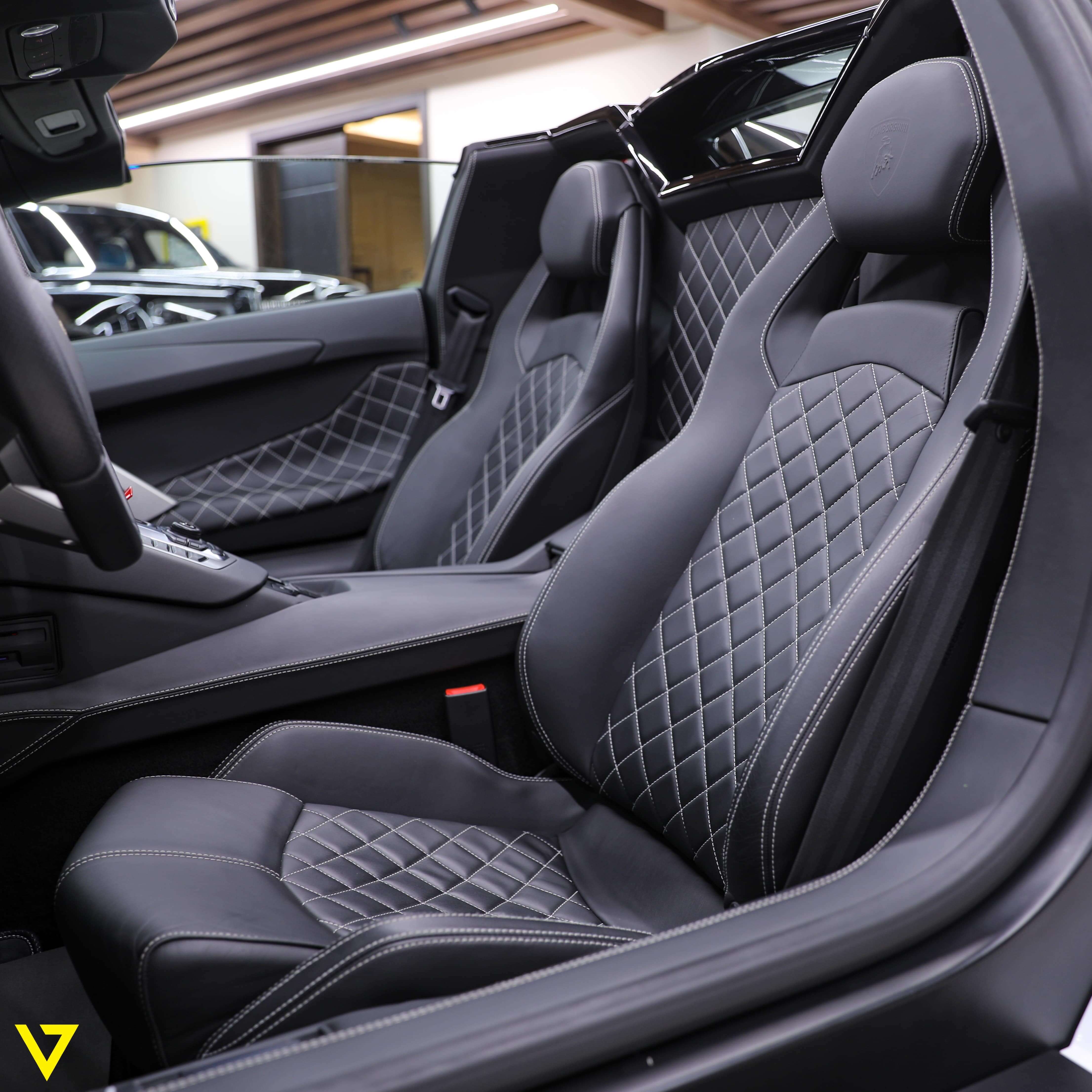 2014 Lamborghini Aventador LP720-4 50th Anniversary Coupe, 3/13