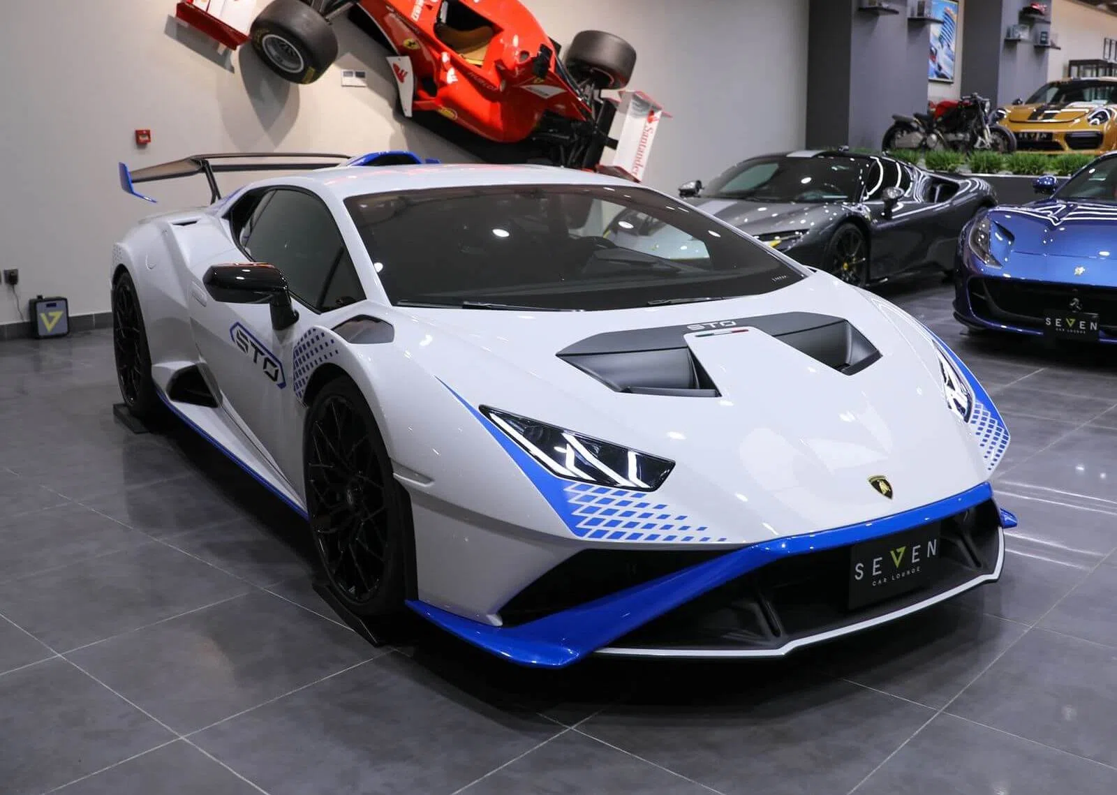 2022 LAMBORGHINI HURACAN STO