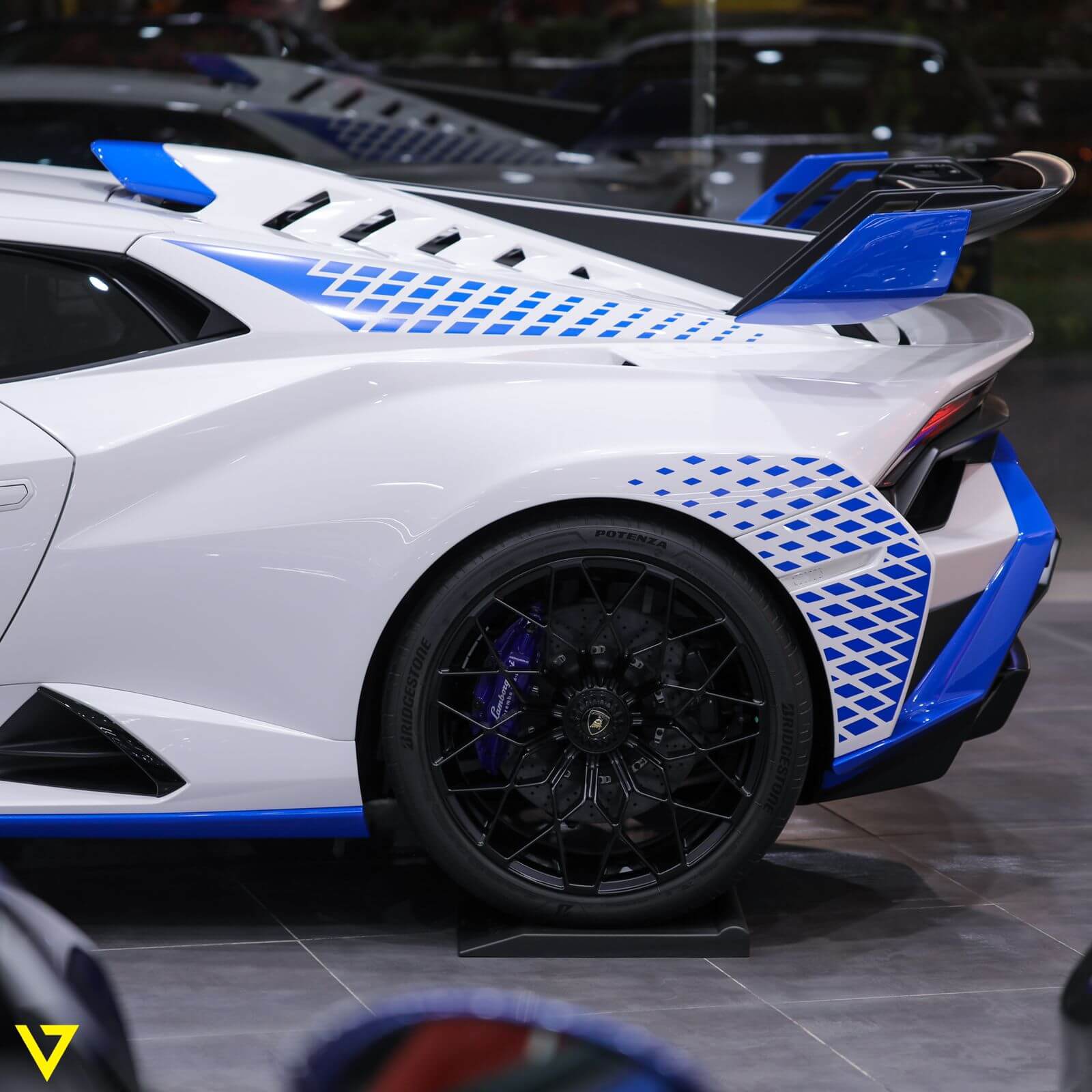 2022 LAMBORGHINI HURACAN STO, 5/15