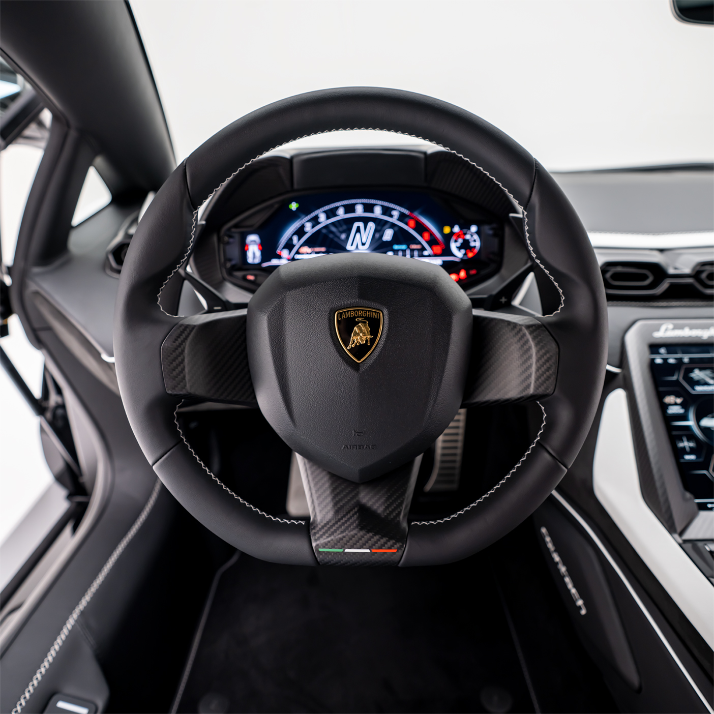 2022 LAMBORGHINI COUNTACH, 4/15