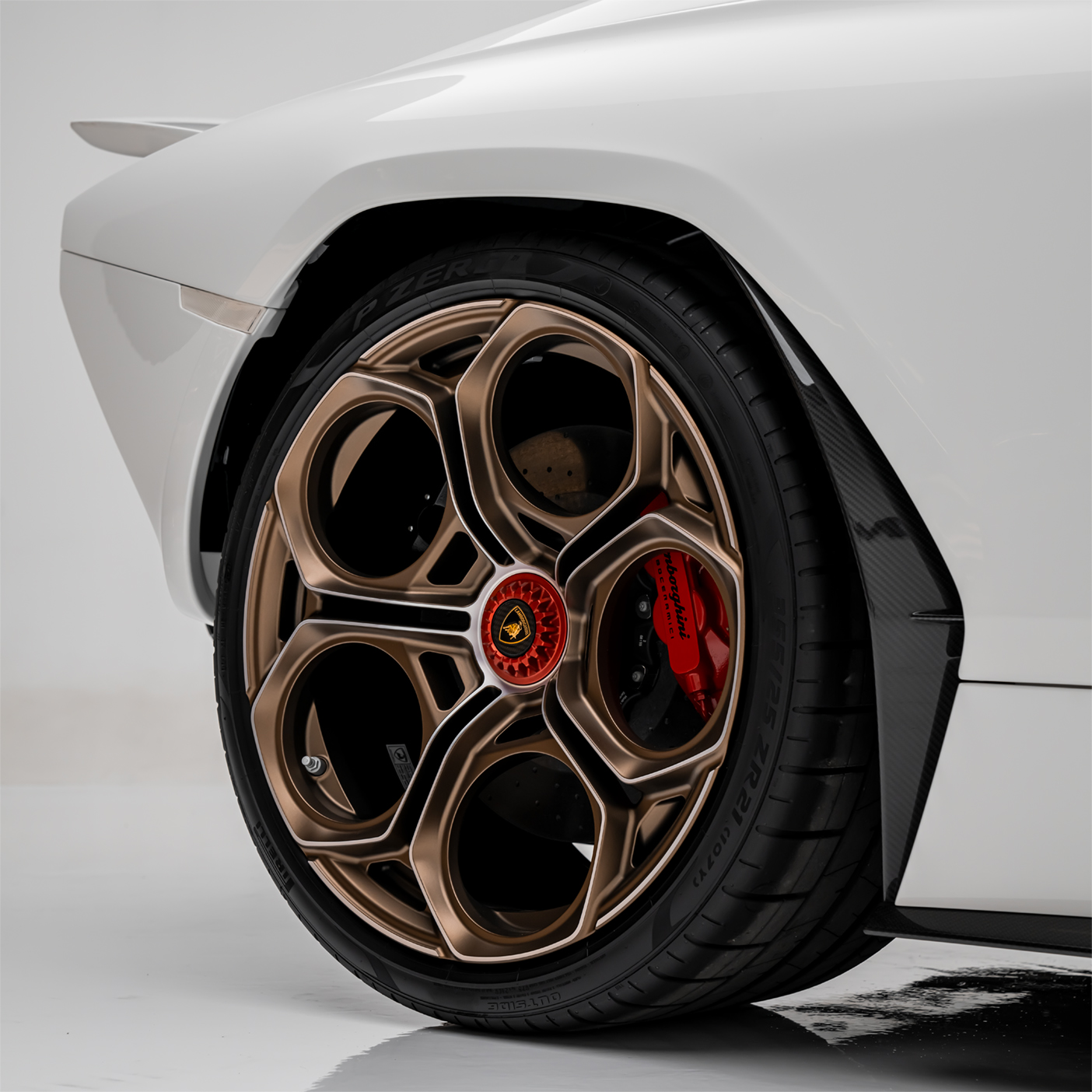 2022 LAMBORGHINI COUNTACH, 13/15