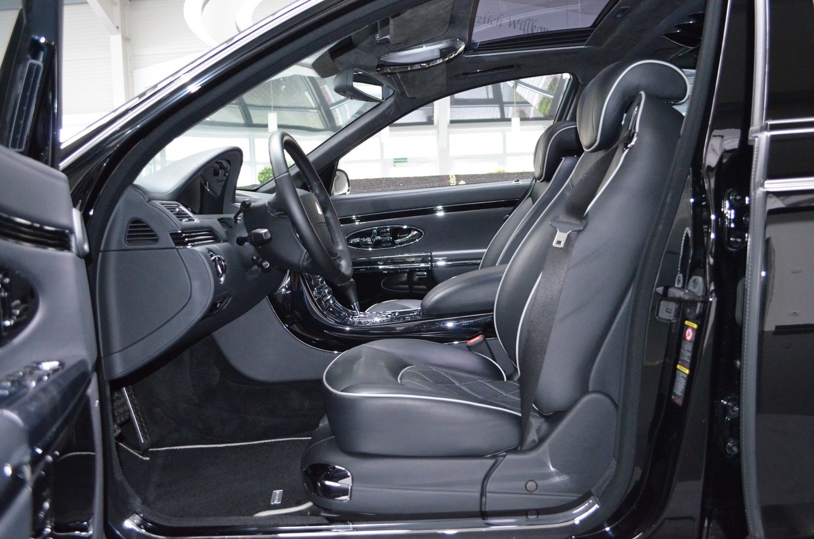 2008 Maybach 57 S Baltic Black, 9/16