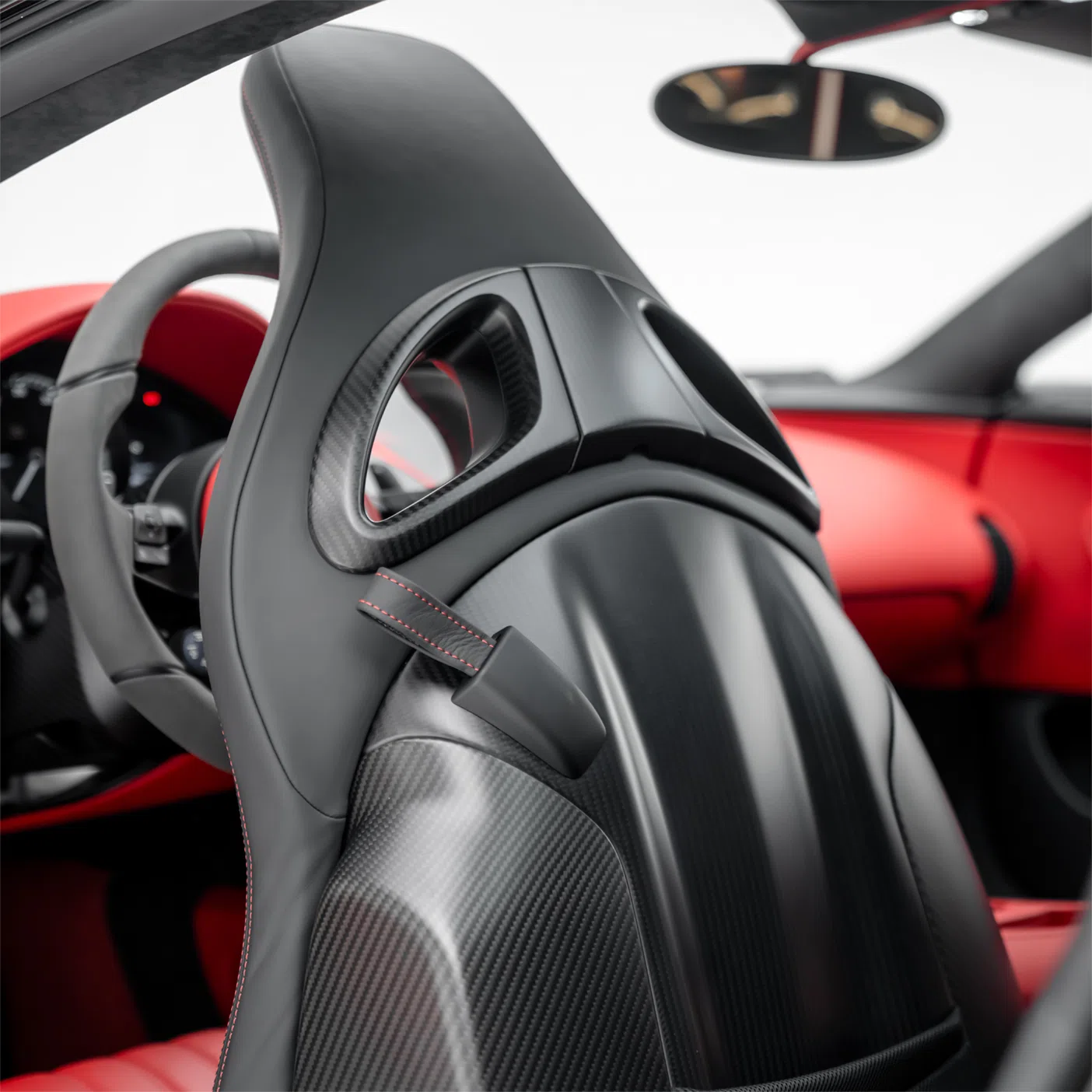 2021 Bugatti Chiron interior, Black and Red, Leather