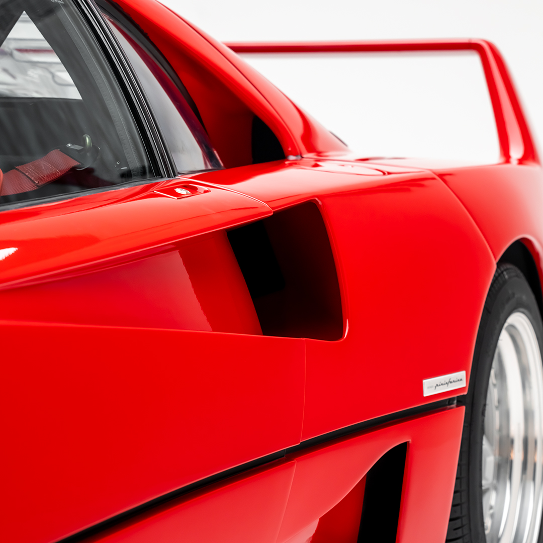 1992 FERRARI F40, 8/23