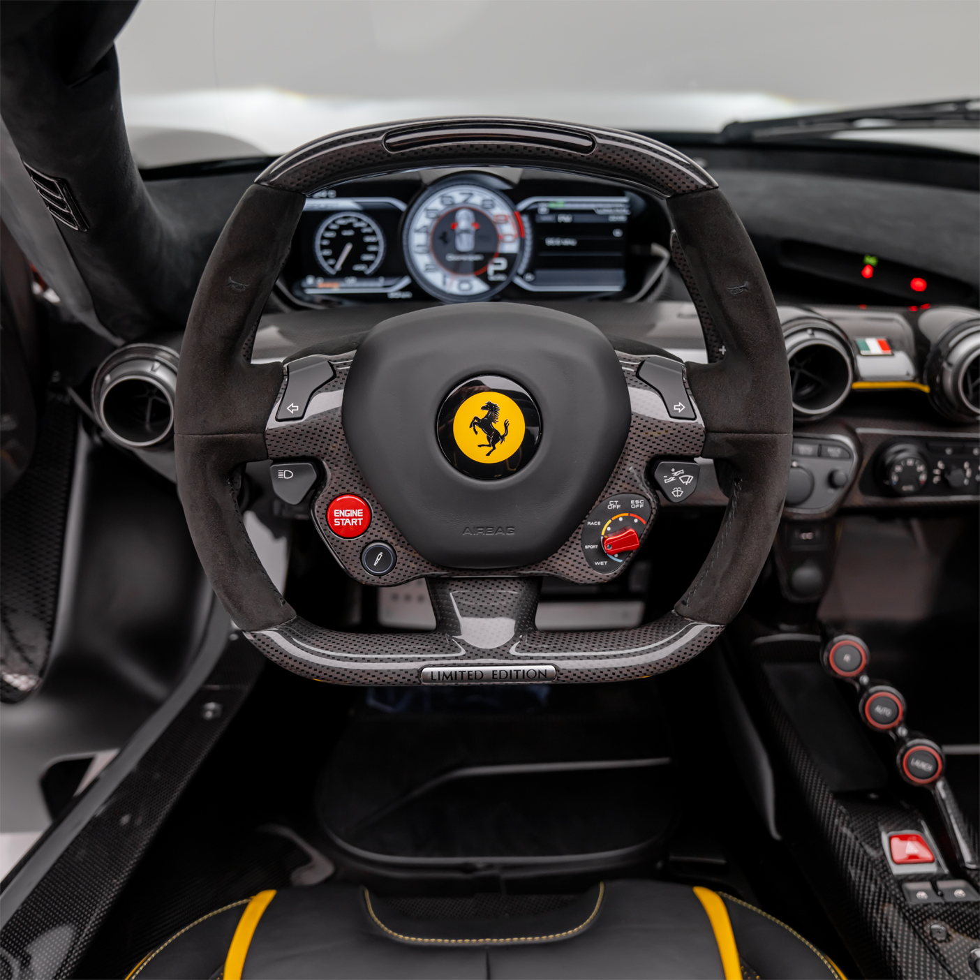 2017 FERRARI LAFERRARI APERTA, 4/23