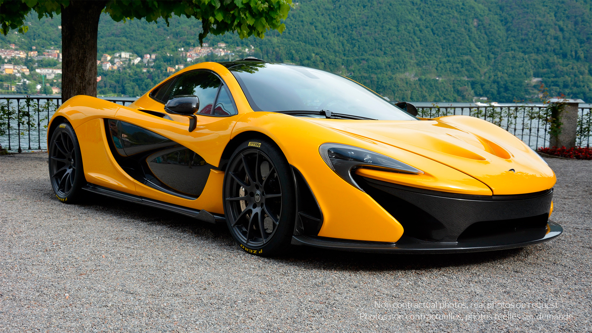 2015 McLaren P1