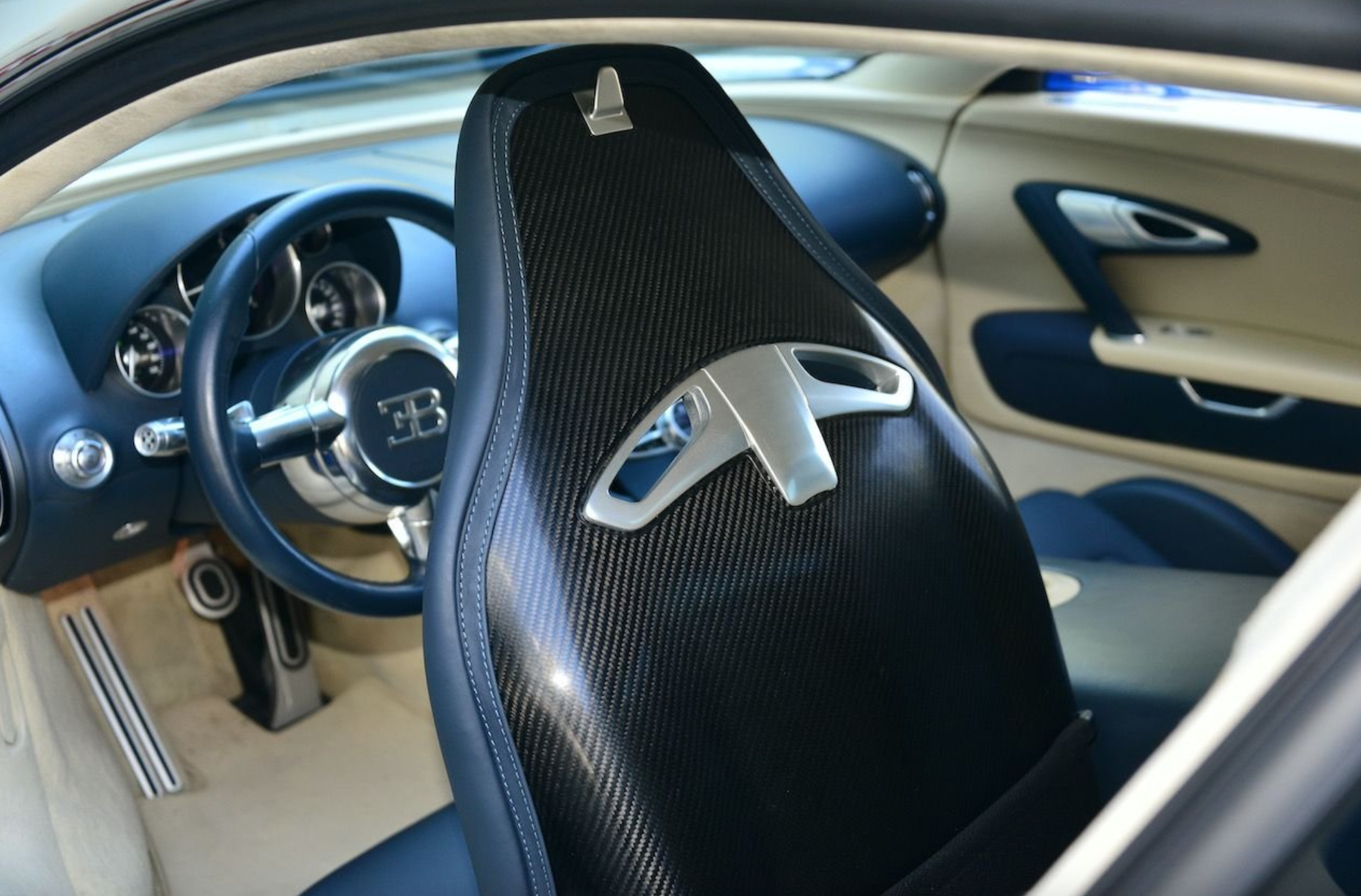 2008 Bugatti Veyron 16.4, 15/19