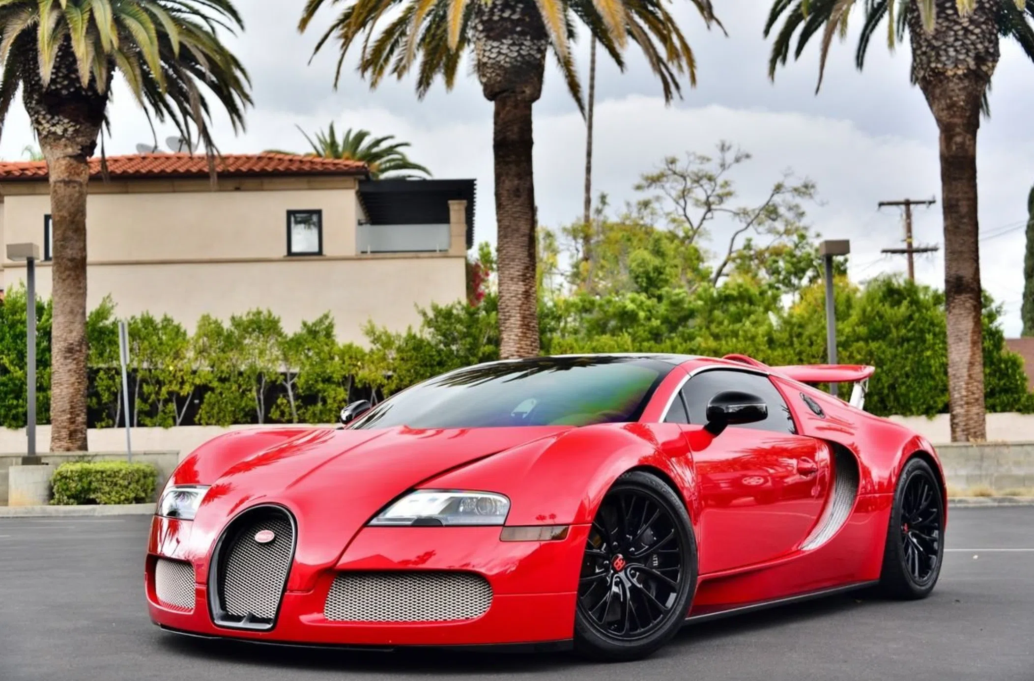 2012 Bugatti Veyron Grand Sport, exterior, Red