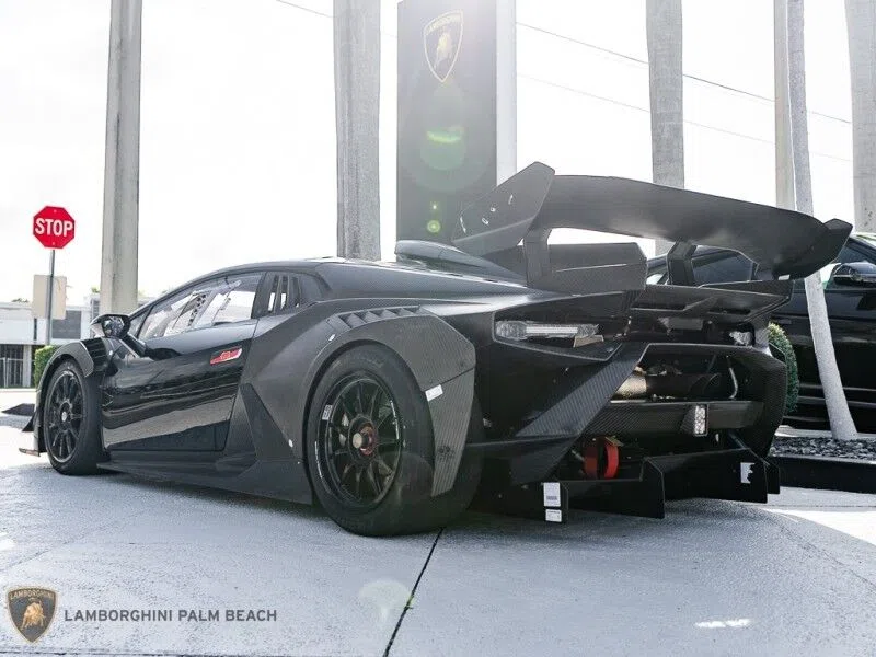 2020 Lamborghini Huracán Super Trofeo for sale, exterior