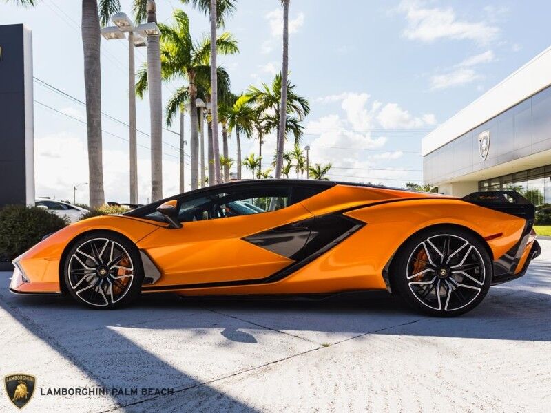 2020 Lamborghini Sián, 2/19