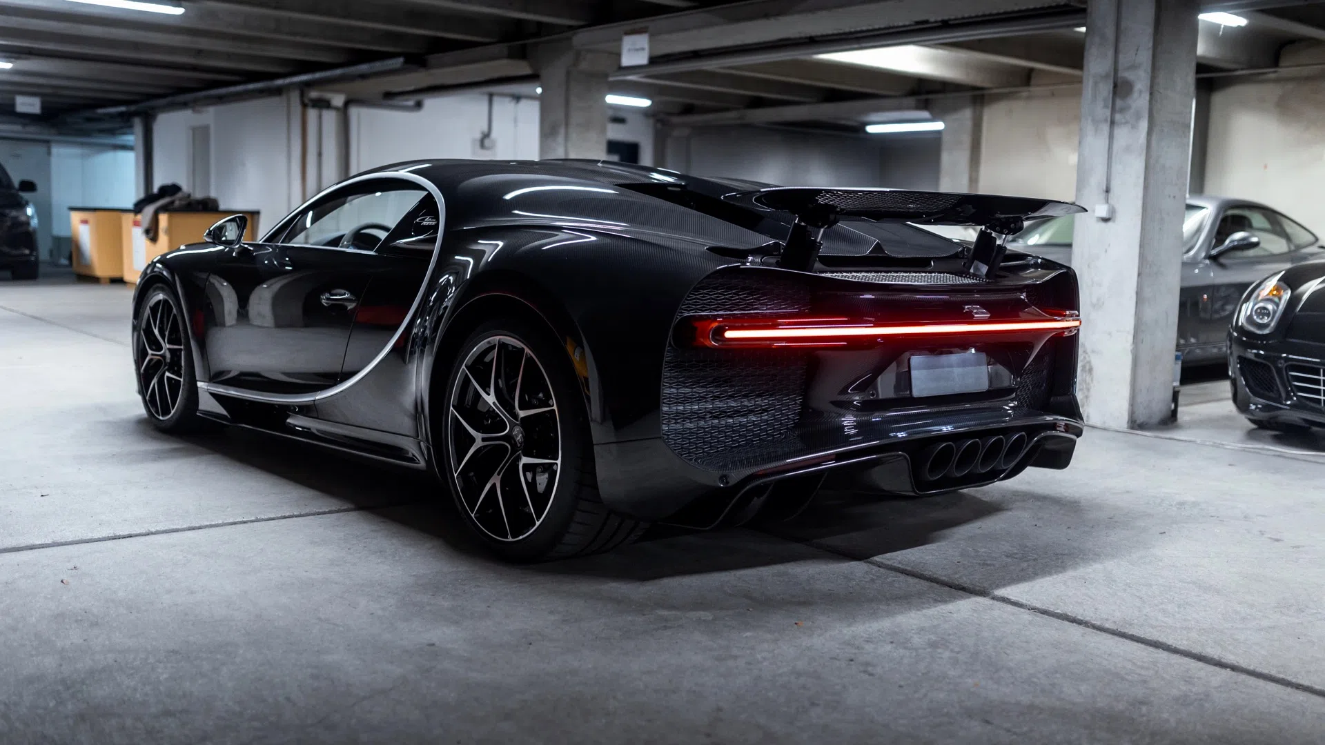2021 Bugatti Chiron Sport for sale, exterior, Cast Grey  - Grey Carbon
