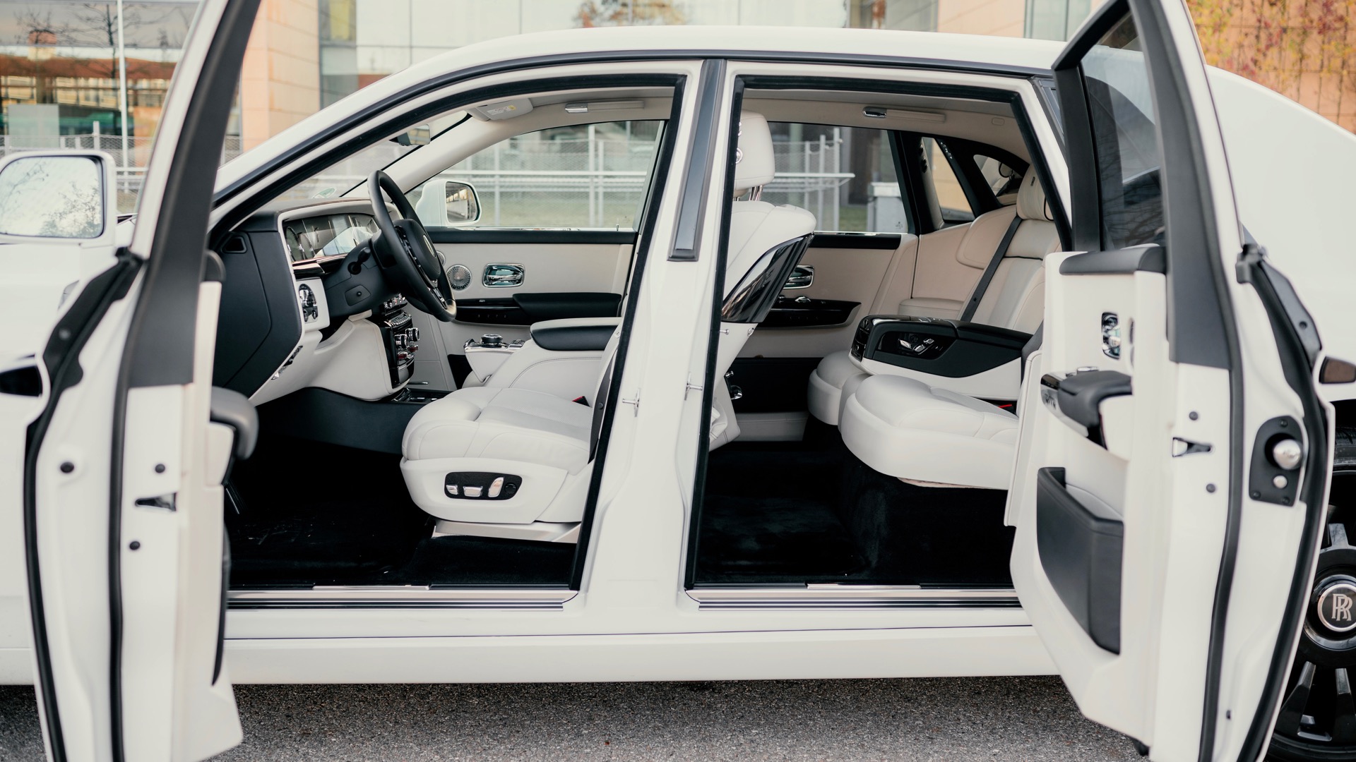 2020 Rolls Royce Phantom VIII, 9/19