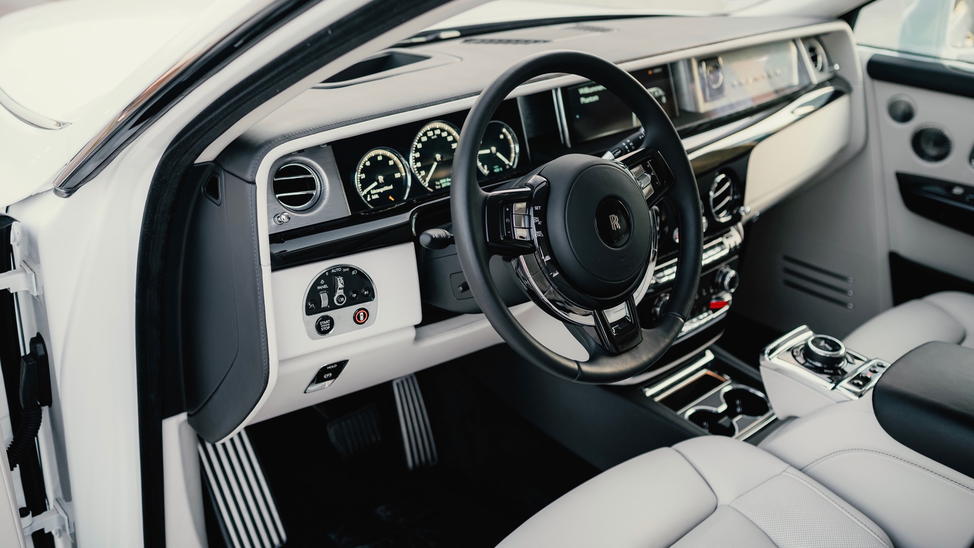 2020 Rolls Royce Phantom VIII, 11/19