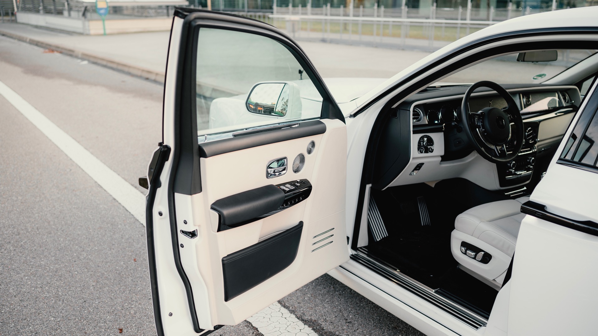 2020 Rolls Royce Phantom VIII, 13/19