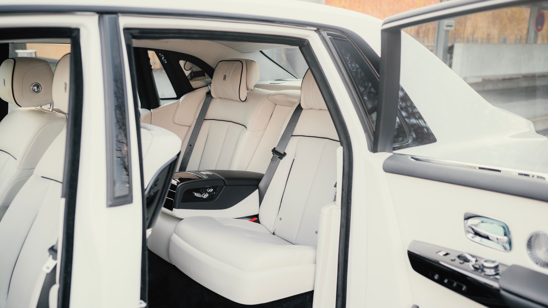 2020 Rolls Royce Phantom VIII, 14/19