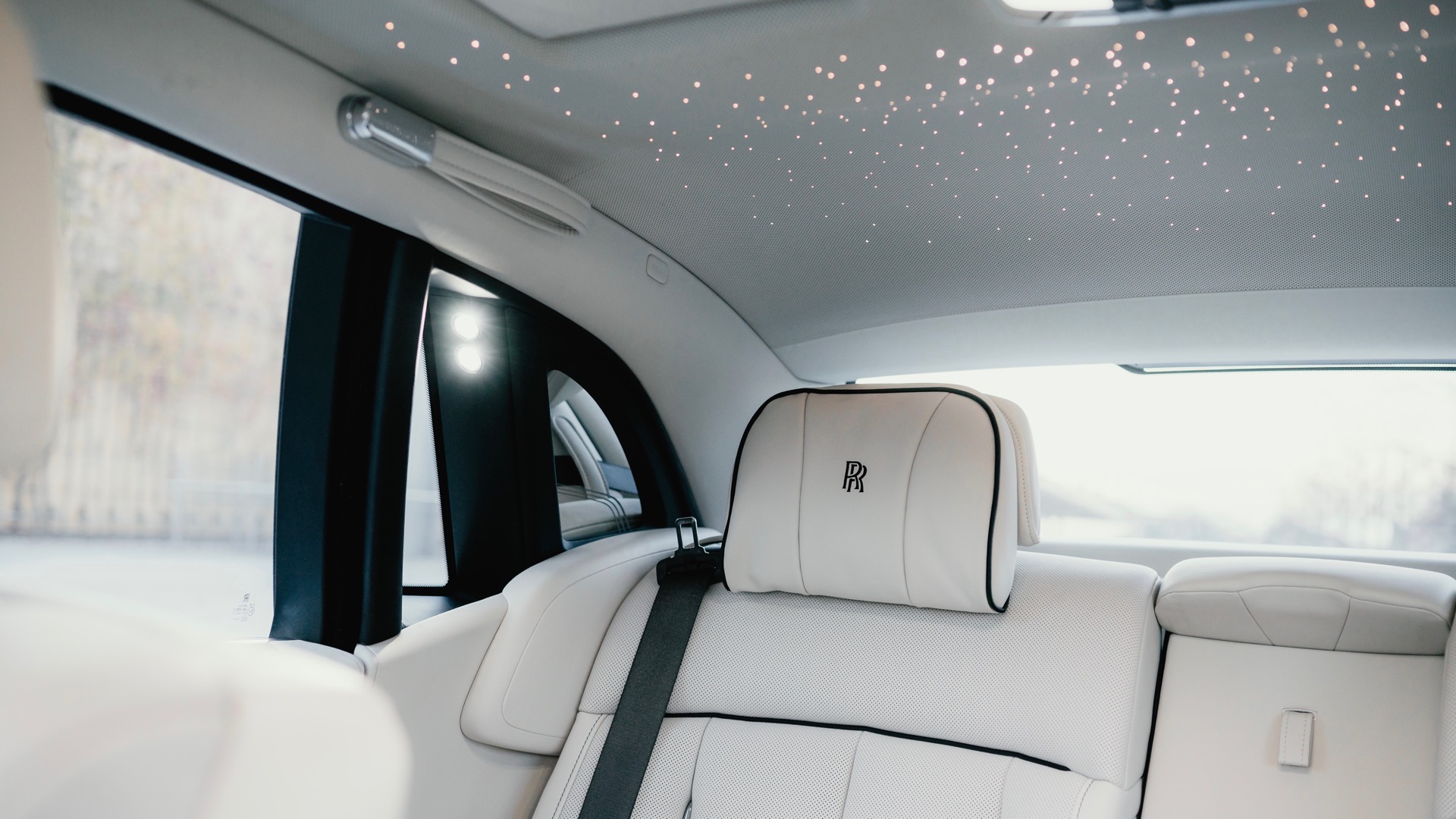 2020 Rolls Royce Phantom VIII, 16/19
