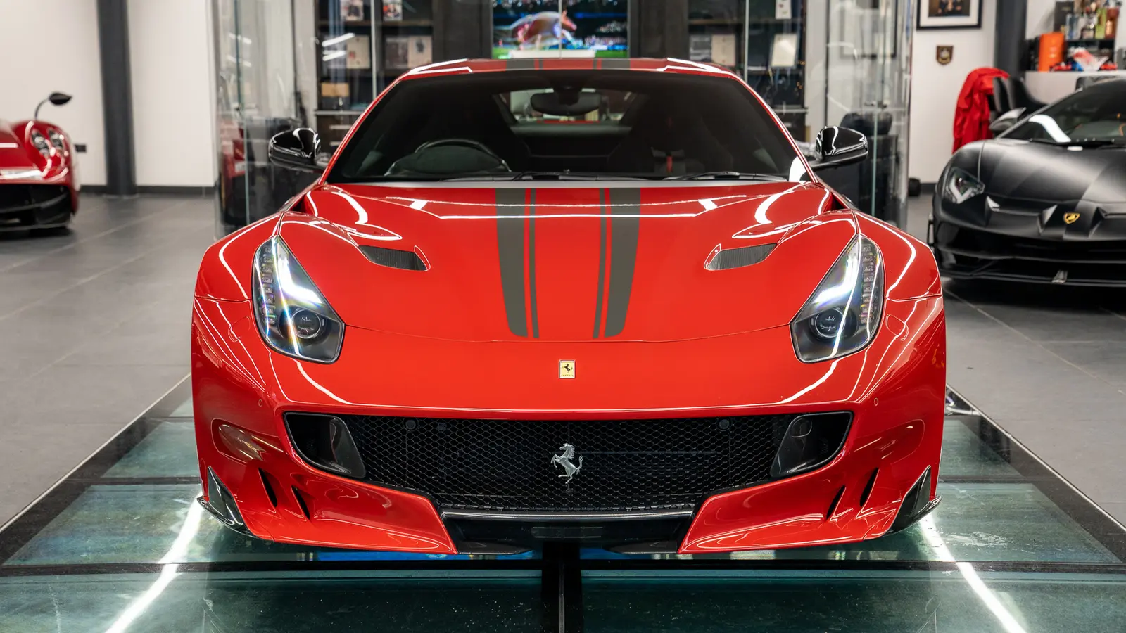 2016 Ferrari F12tdf, 2/20
