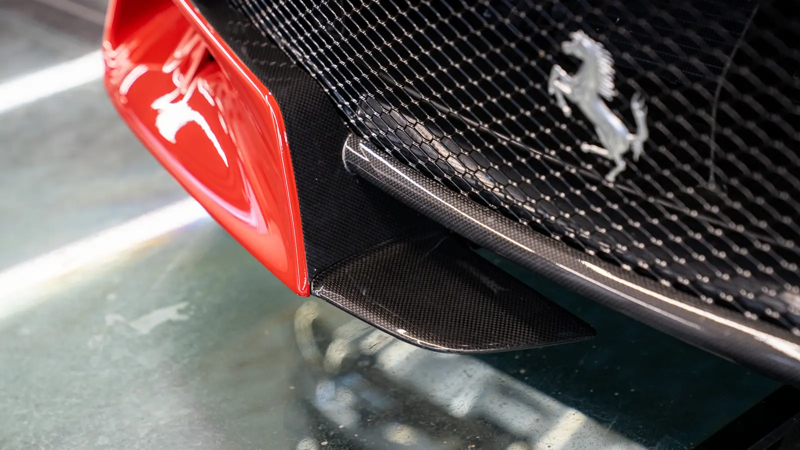 2016 Ferrari F12tdf, 3/20