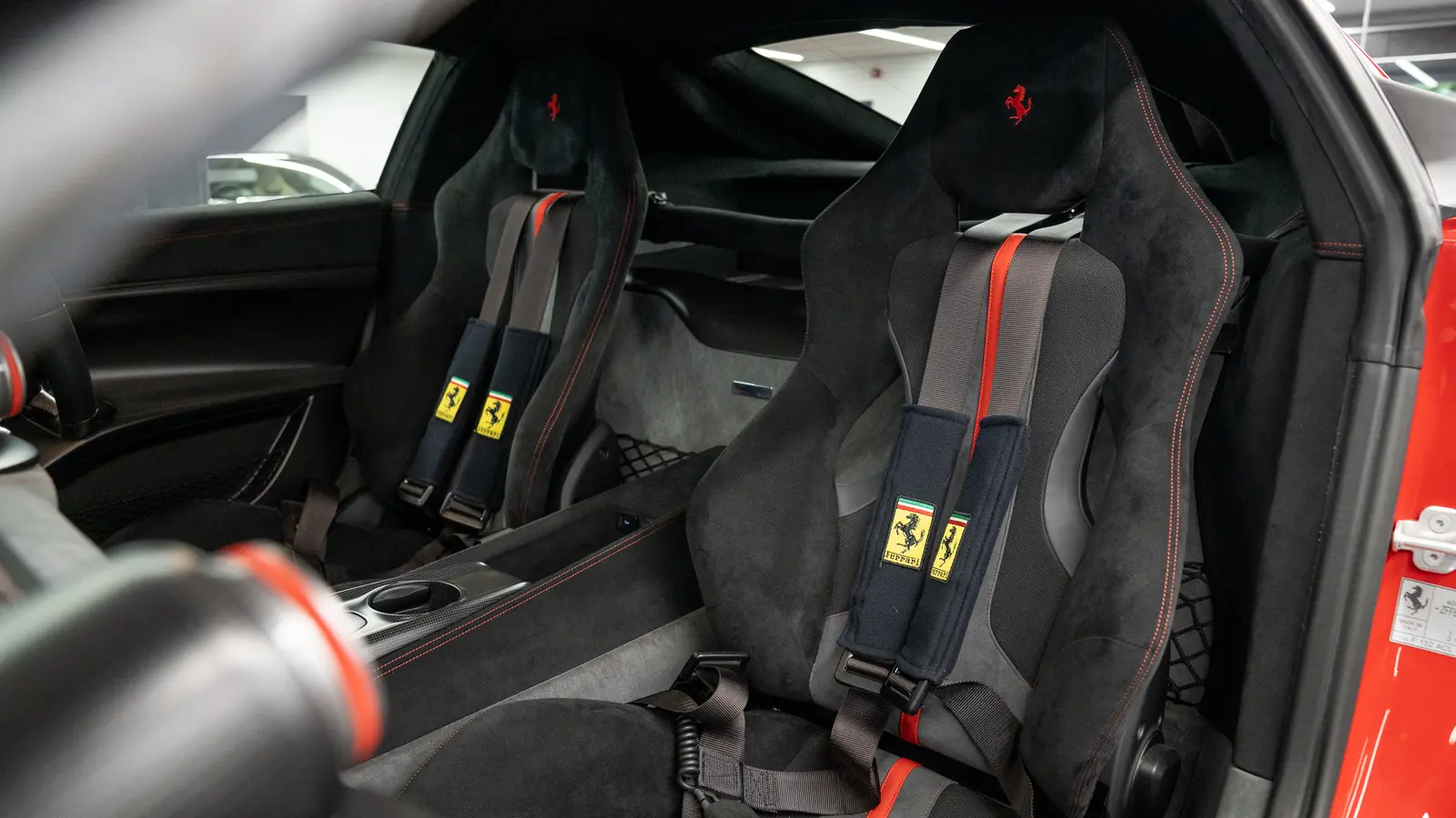 2016 Ferrari F12tdf, 18/20