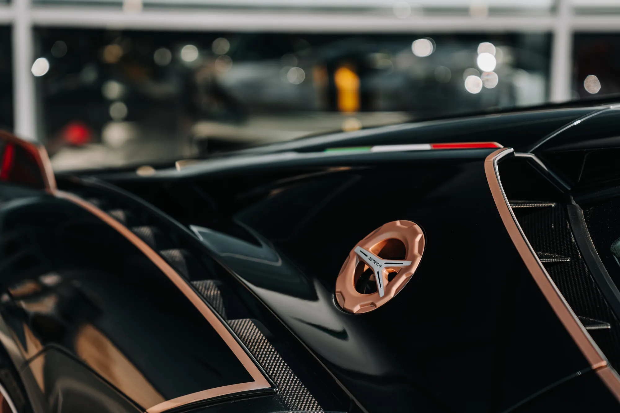 2023 Lamborghini SIÁN FKP 37, 21/24