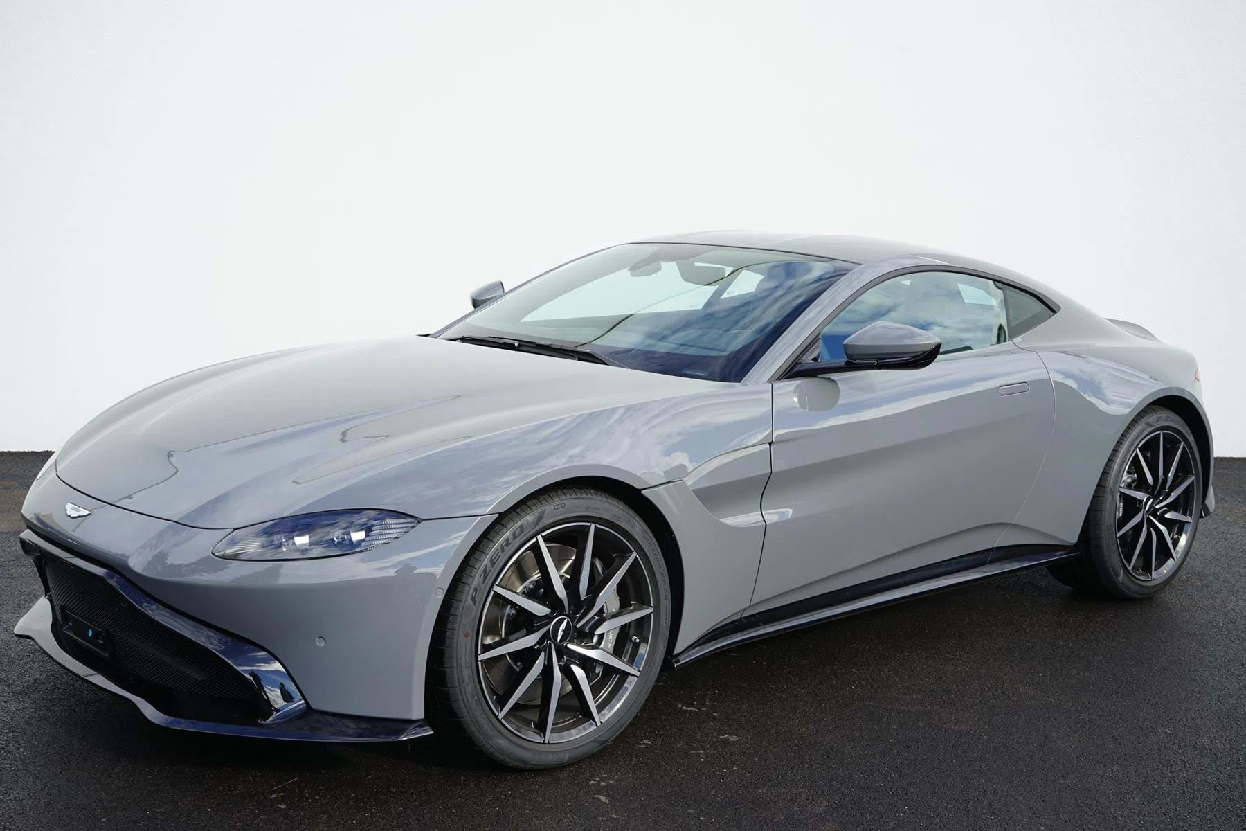 2019 Aston Martin Vantage V8