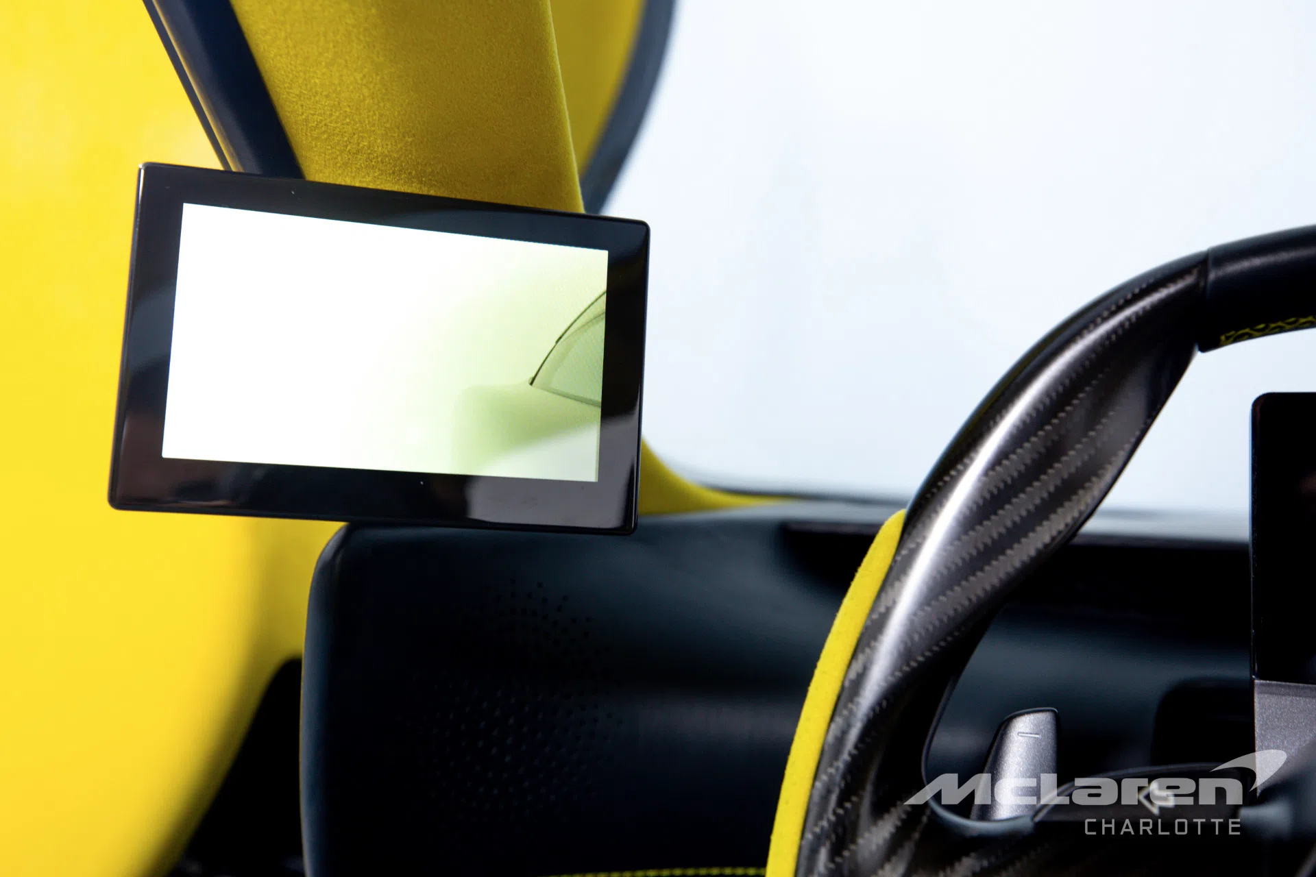 2024 Koenigsegg Gemera interior, steering wheel