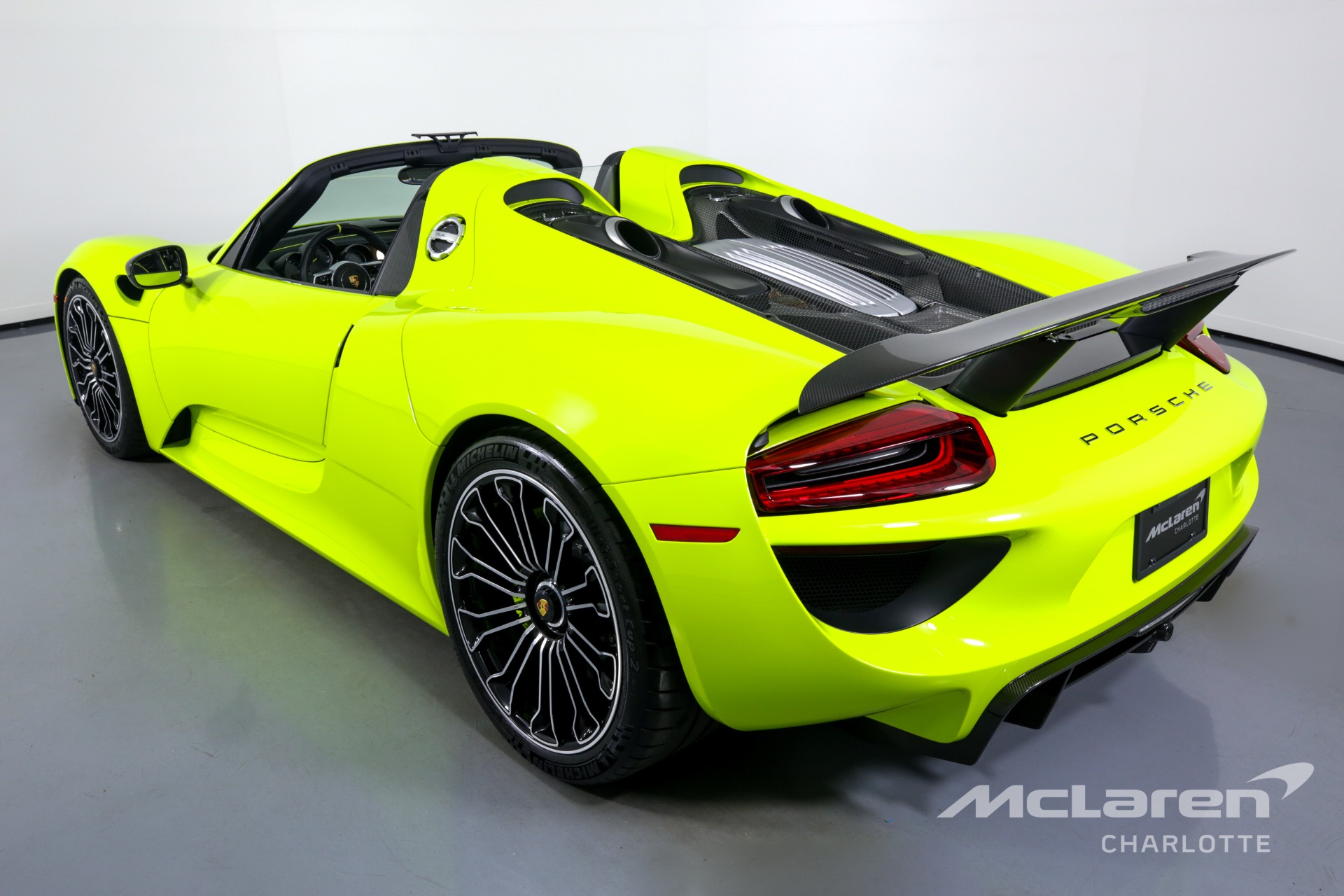 2015 Porsche 918 Spyder, 6/22