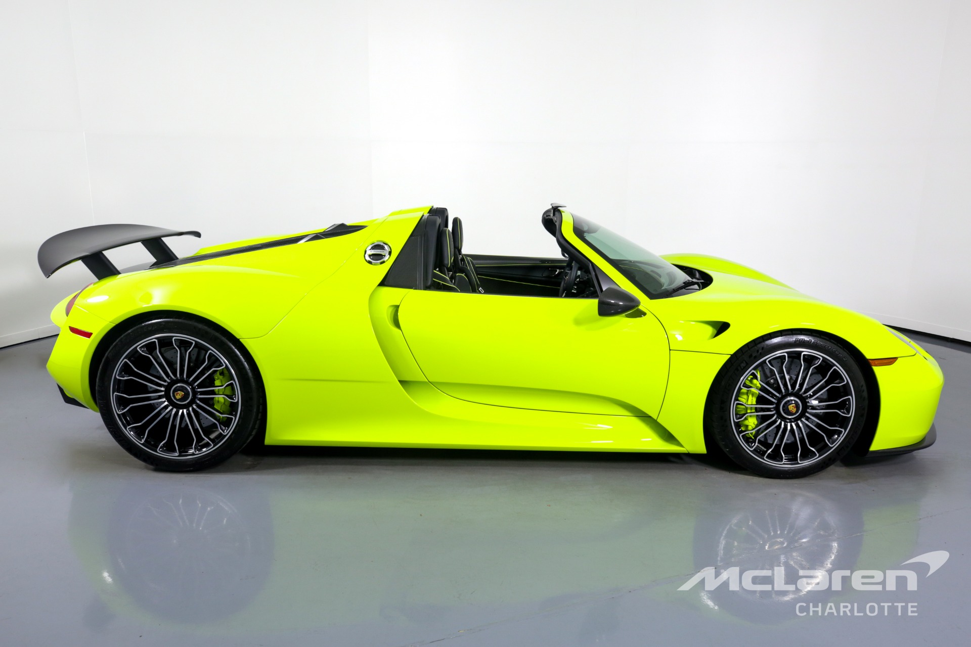 2015 Porsche 918 Spyder, 9/22