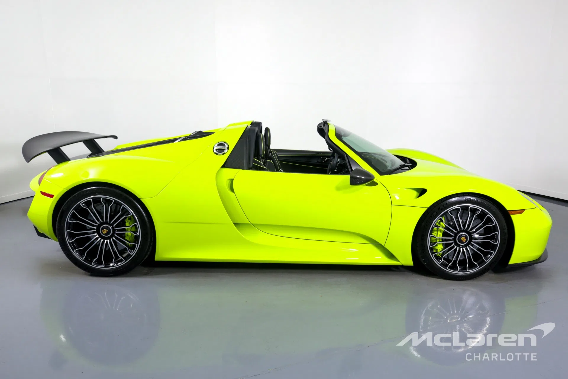 2015 Porsche 918 Spyder for sale, exterior, PTS Acid Green