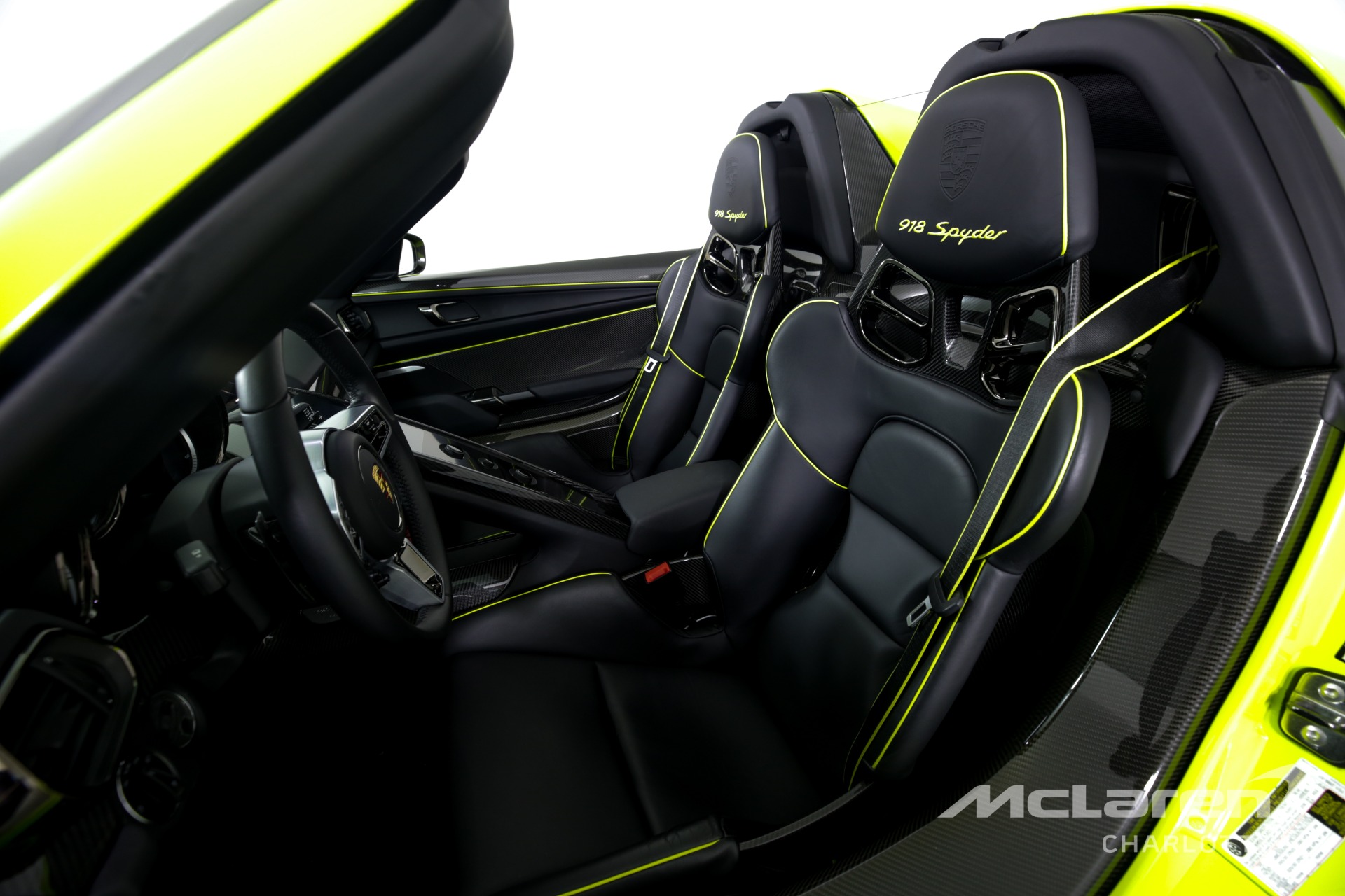 2015 Porsche 918 Spyder, 11/22